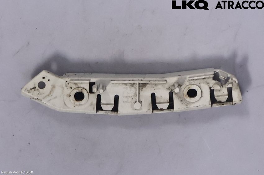 Ford FOCUS 15-18 Støtfangerfeste Foran Høyre