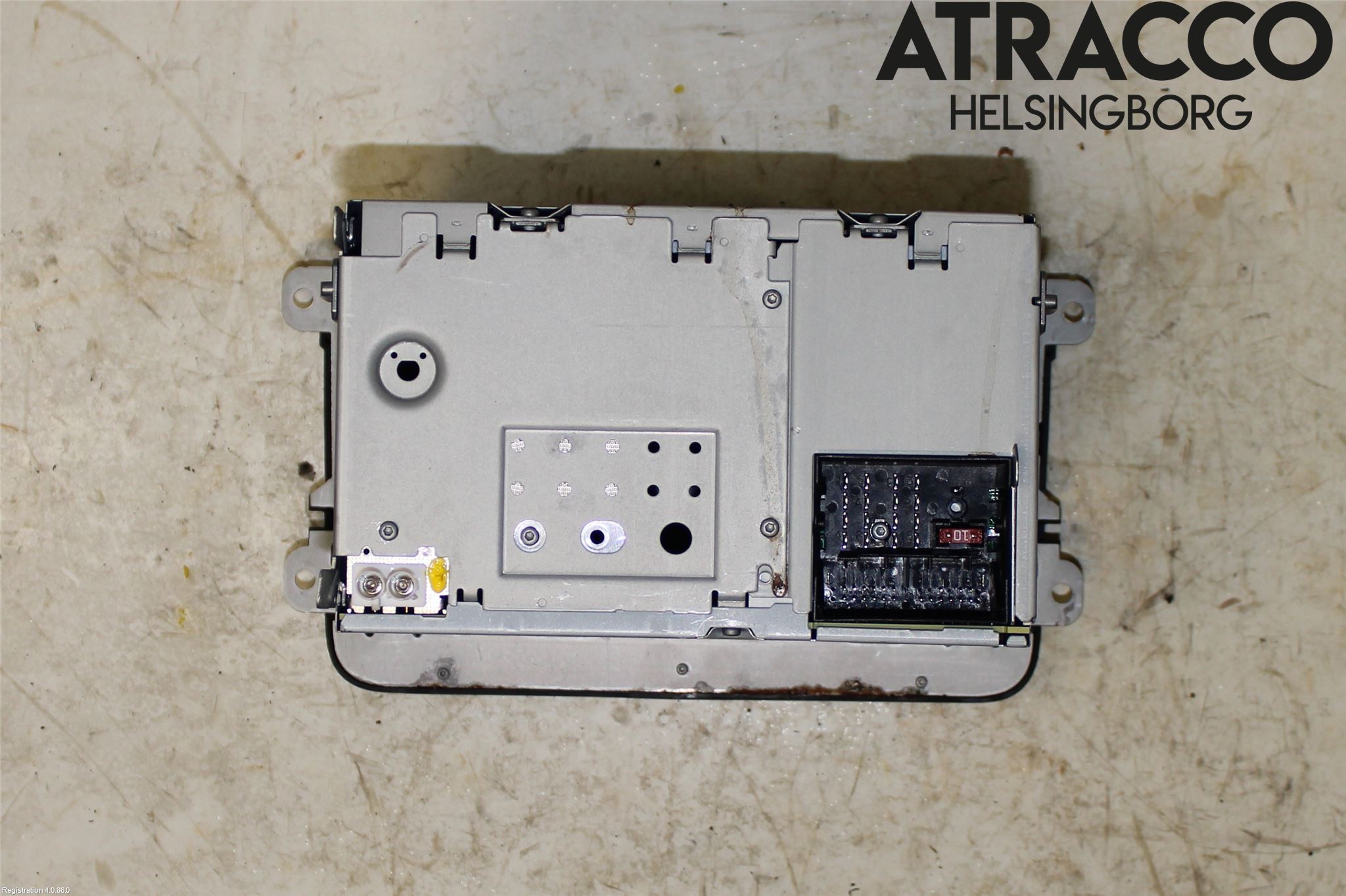 Volkswagen VW TRANSP/CARAVELLE (T5) 04-15 Stereo Radio Med Cd
