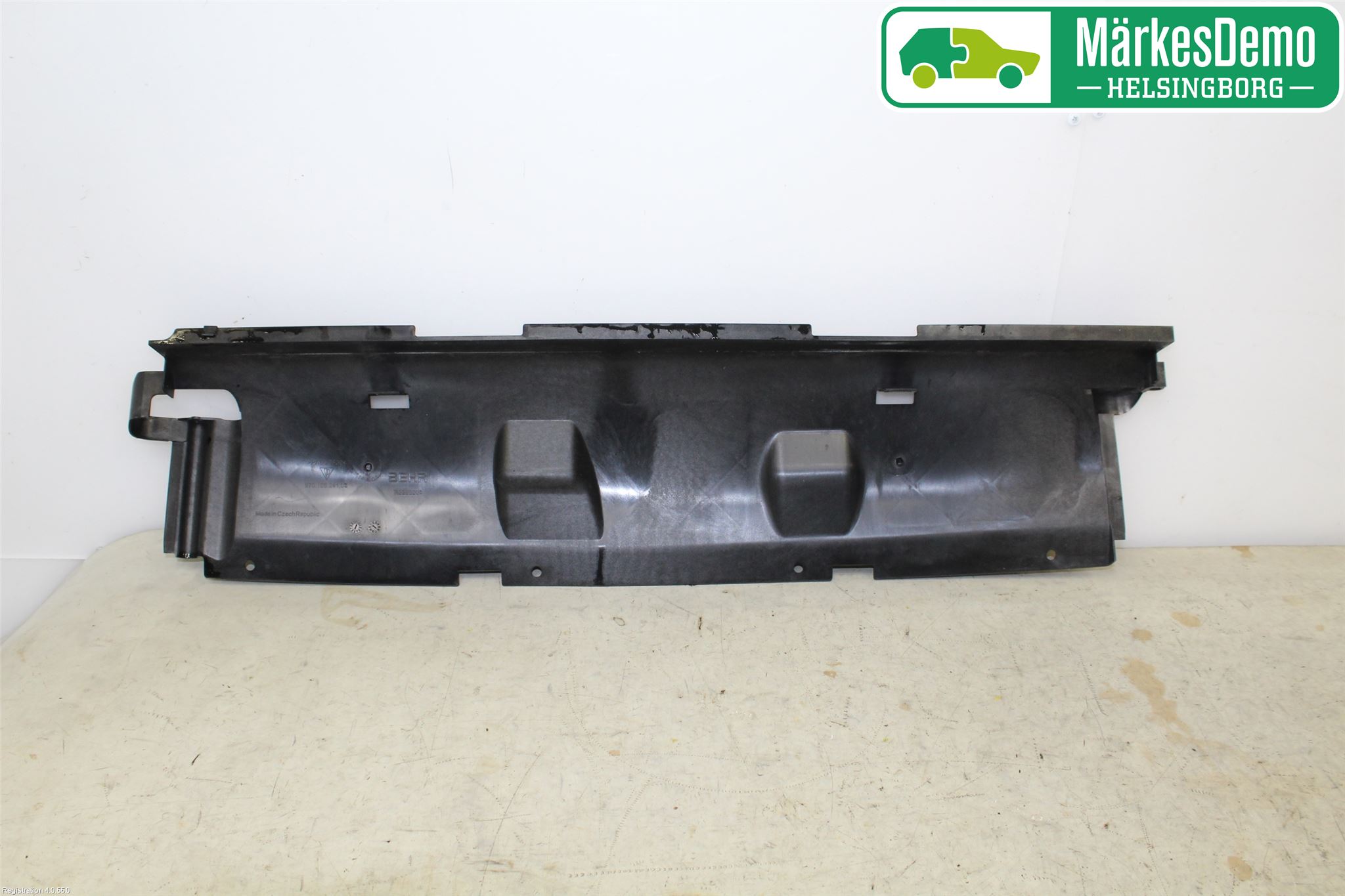 Porsche PANAMERA 09- Luftstyring Front