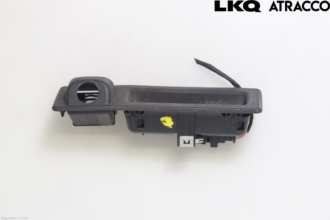 BMW 2 F45 Active Tourer 14-21 Bakluke Handtak Ytre