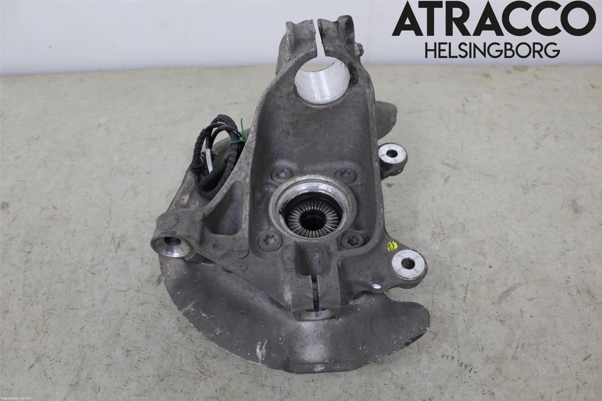 Mini ONE/COOPER 5DR F55 14-24 Spindel Vf