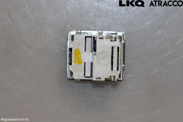 Mercedes-Benz MB E-KLASS (W212) 09-16 Instr Klokke