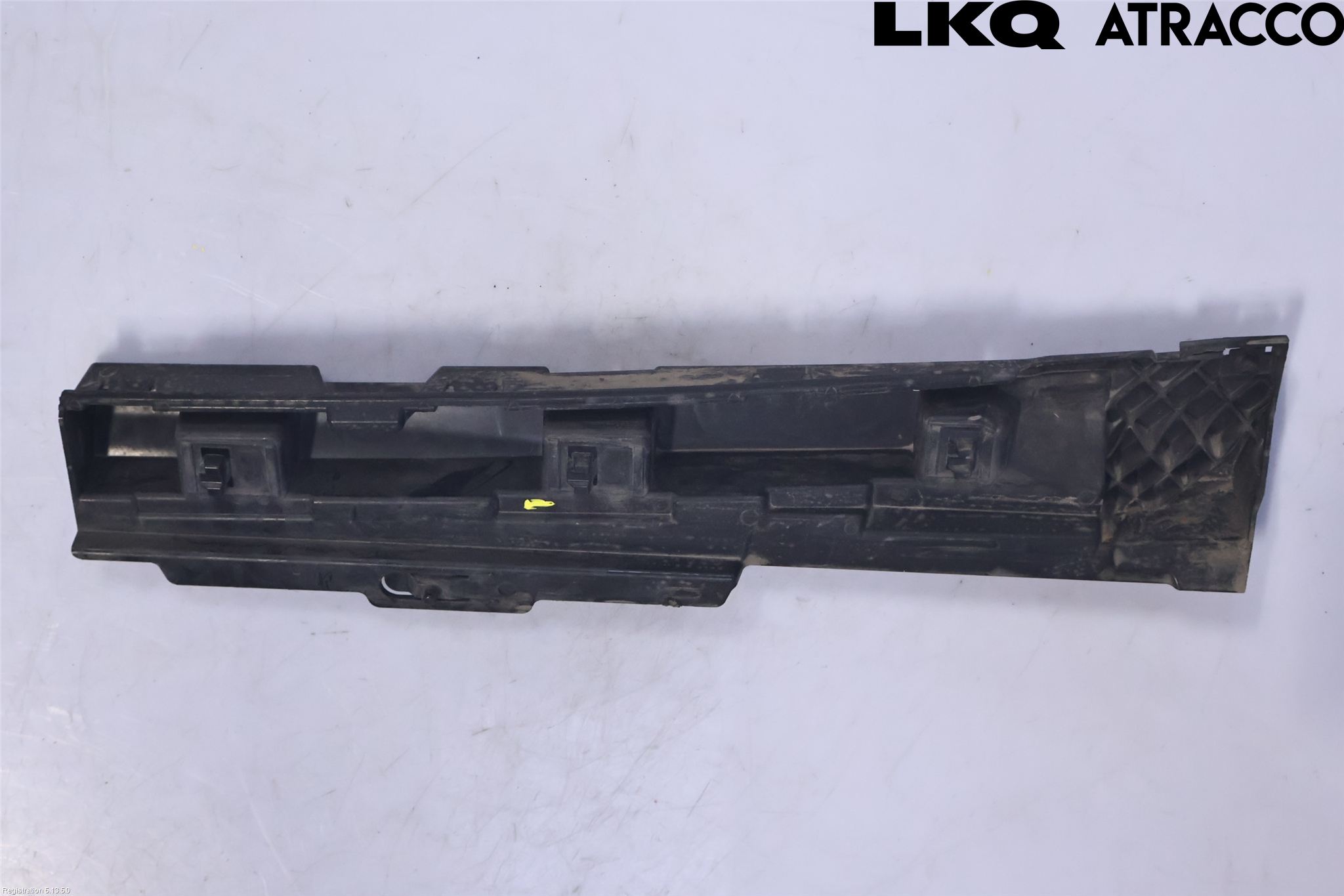 BMW 3 F30/F31/F80 12-19 Kanalskjørt Høyre