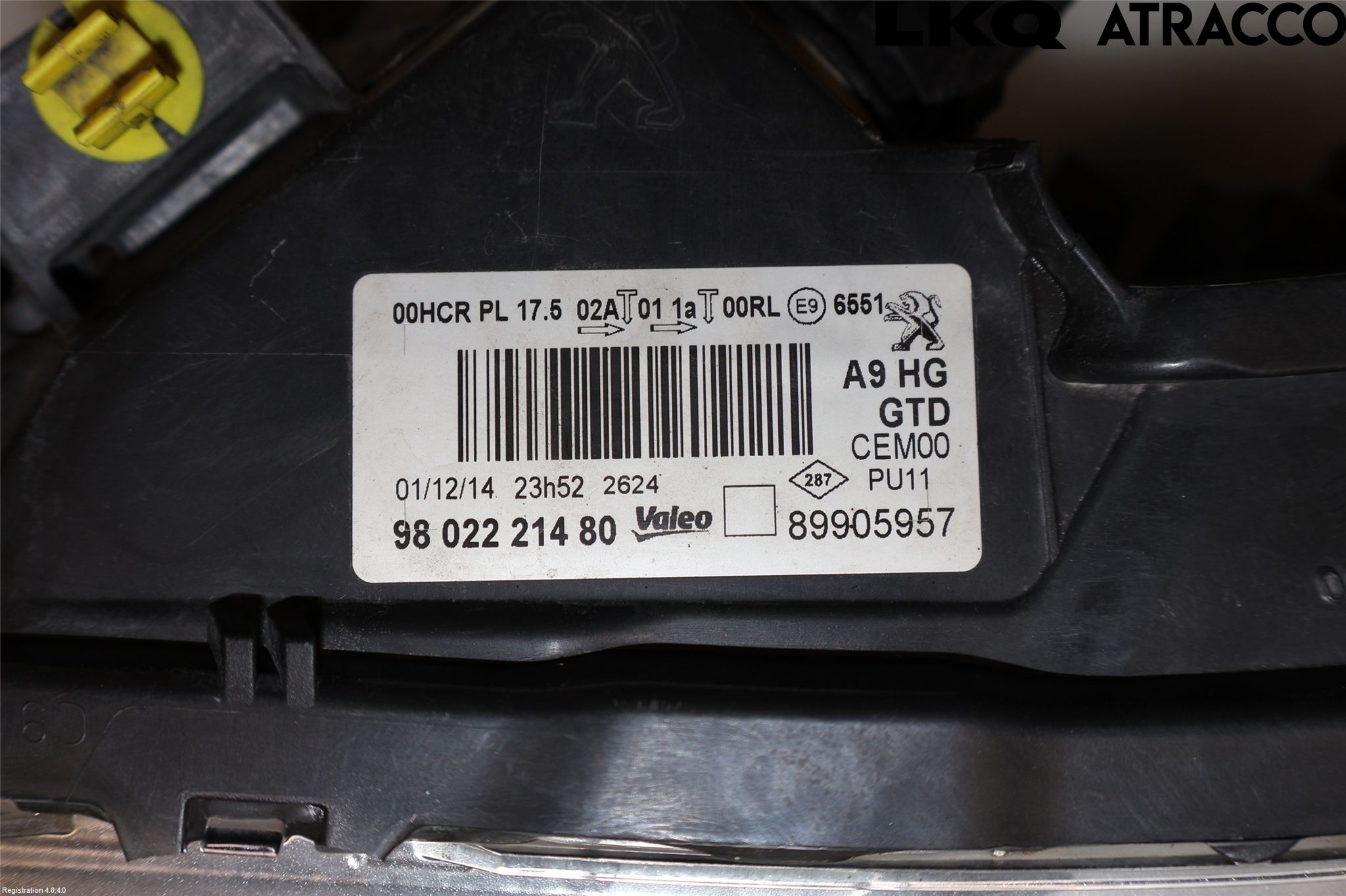 Peugeot 208 12-15 Frontlykt Venstre