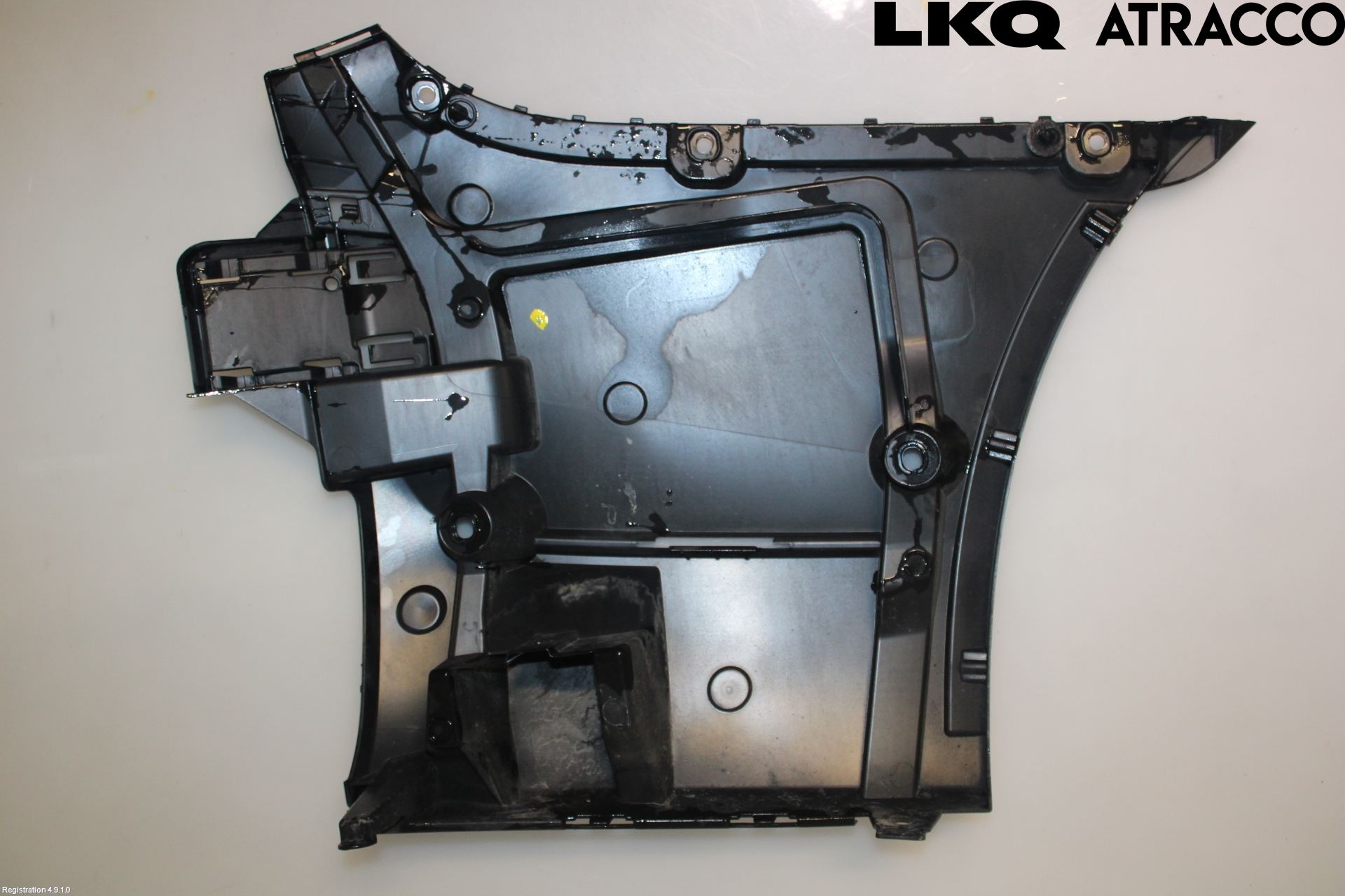 BMW 5 G30/G31/F90 17-23 Støtfangerfeste Bak Venstre