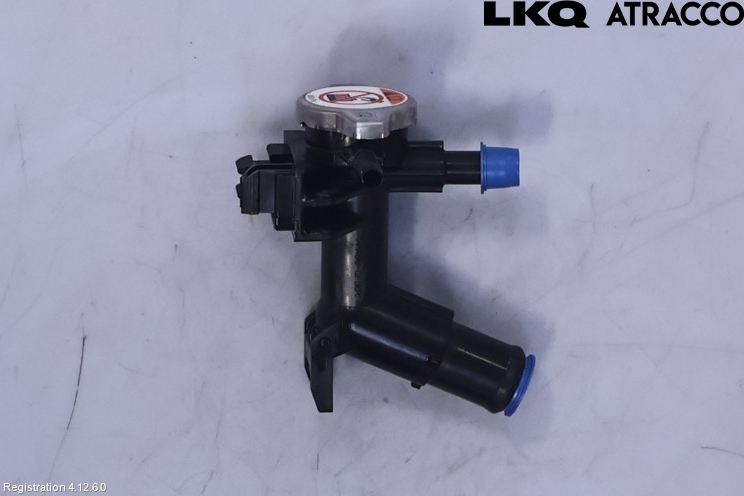 Toyota COROLLA CROSS XG10 22- Radiator Lokk