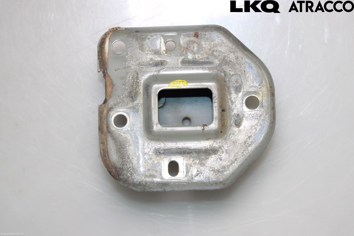 Nissan QASHQAI 14-17 Støtfanger Bak Feste