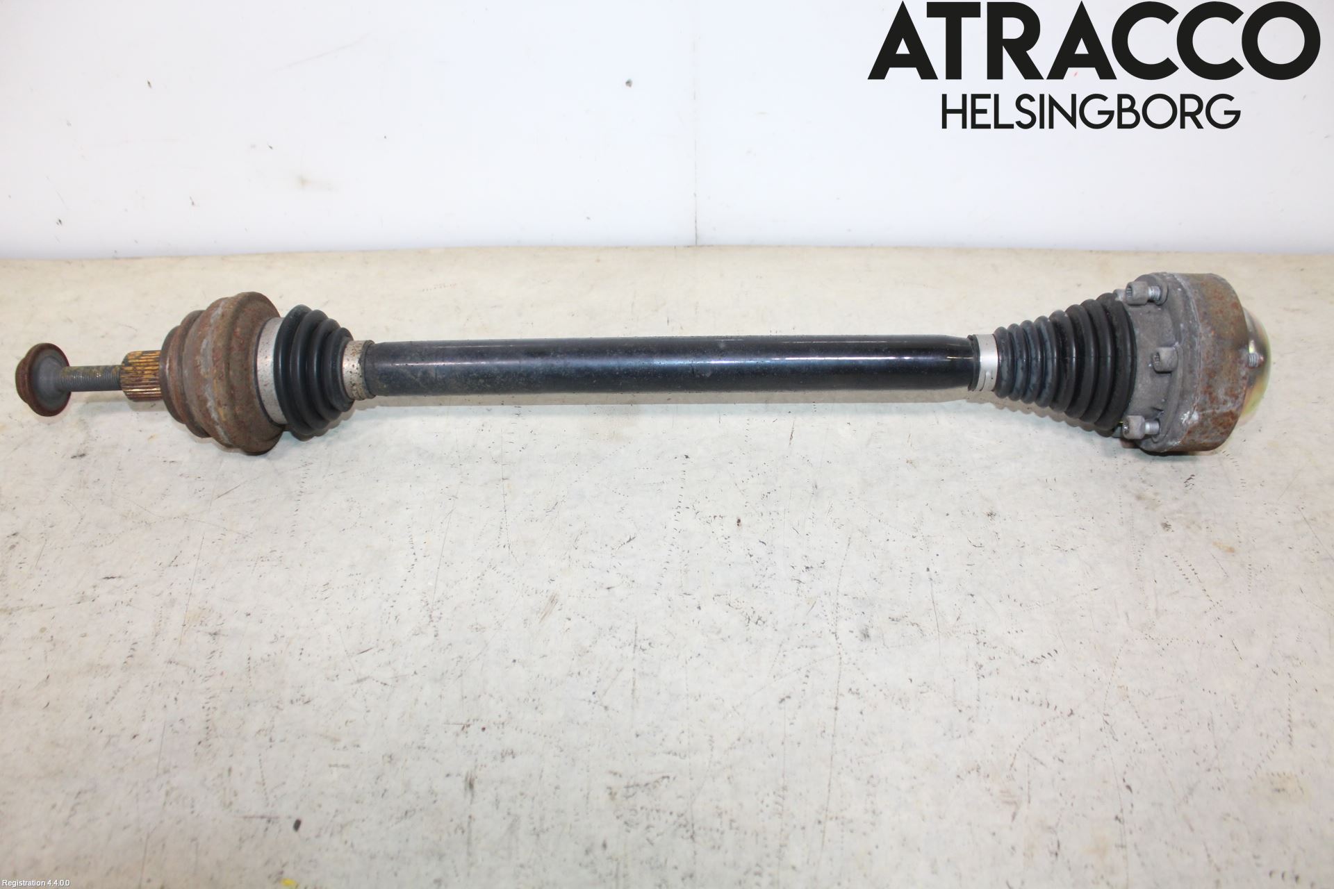 Audi A4/S4 B9 16-19 Drivaksel Bak Kompl Venstre