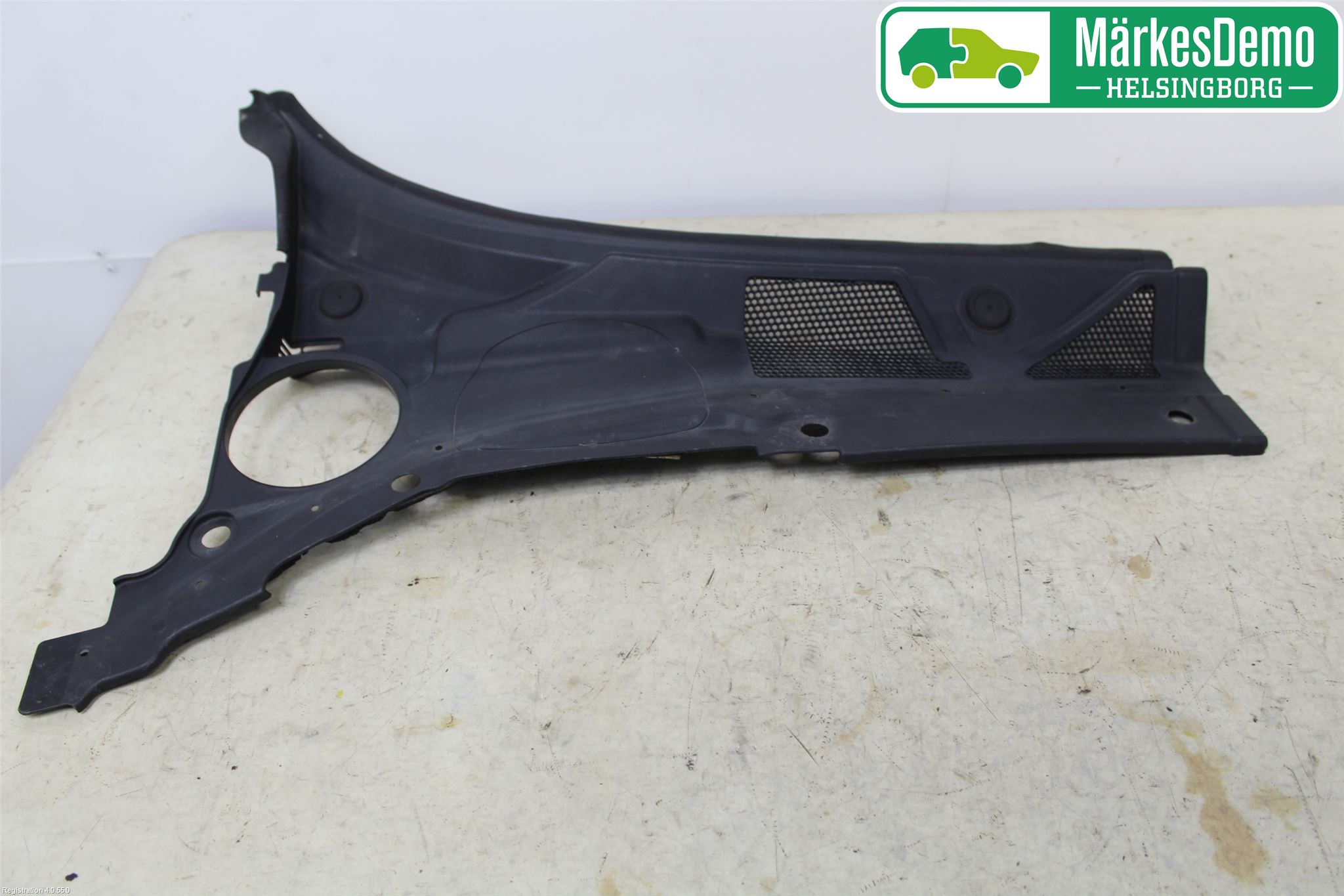 Jaguar XF 08-15 Visker Deksel-Grill-Under Frr