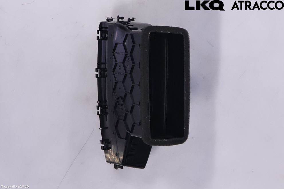 Volvo XC60 18- Dashbord Kanal - Dyse