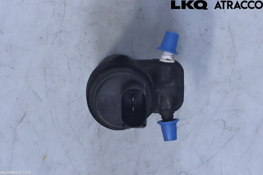 Volkswagen VW TOUAREG CR 18- Spylerpumpe Frontrute