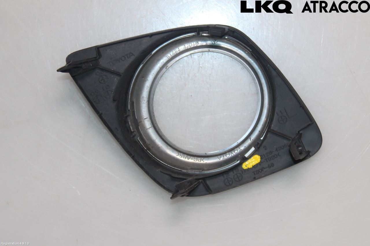 Toyota RAV 4 06-12 Frontlykt Kurve-Tåkelys Ramme