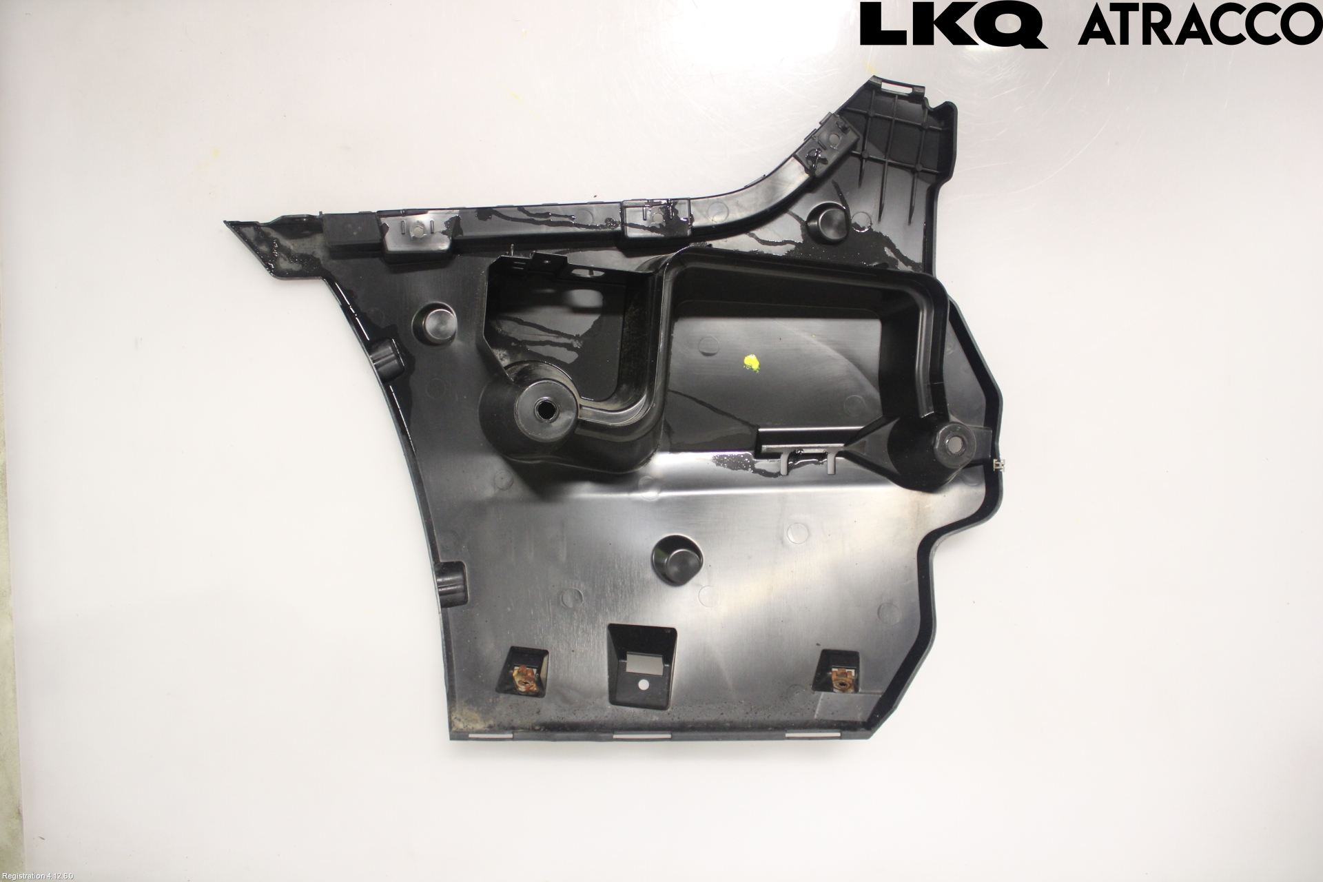 BMW 5 F10/F11/F18 09-17 Støtfangerfeste Bak Høyre