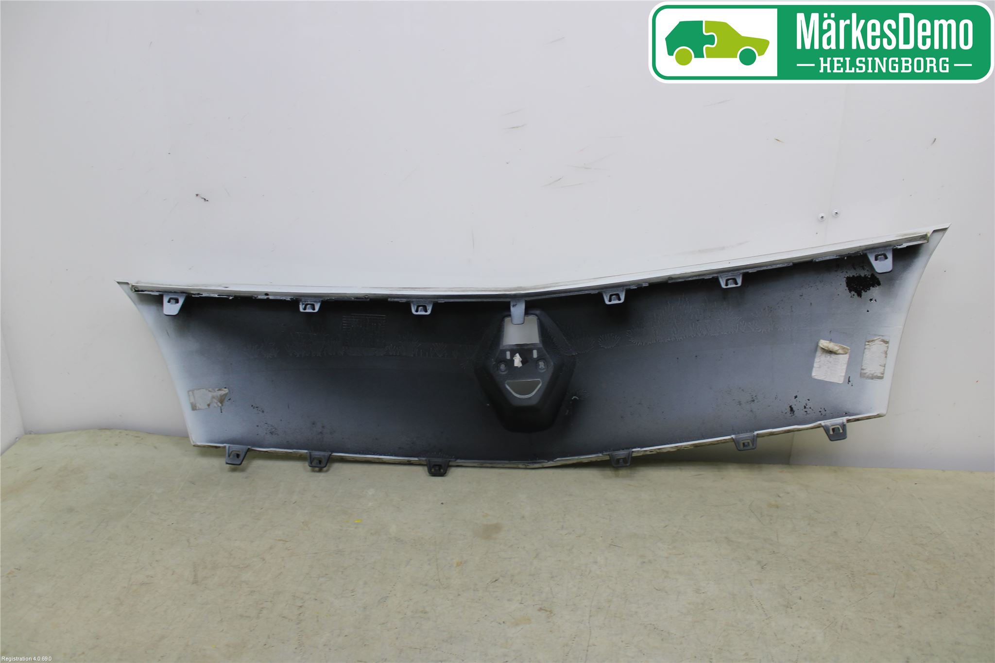 Renault KANGOO II 08-14 Grill Komplett