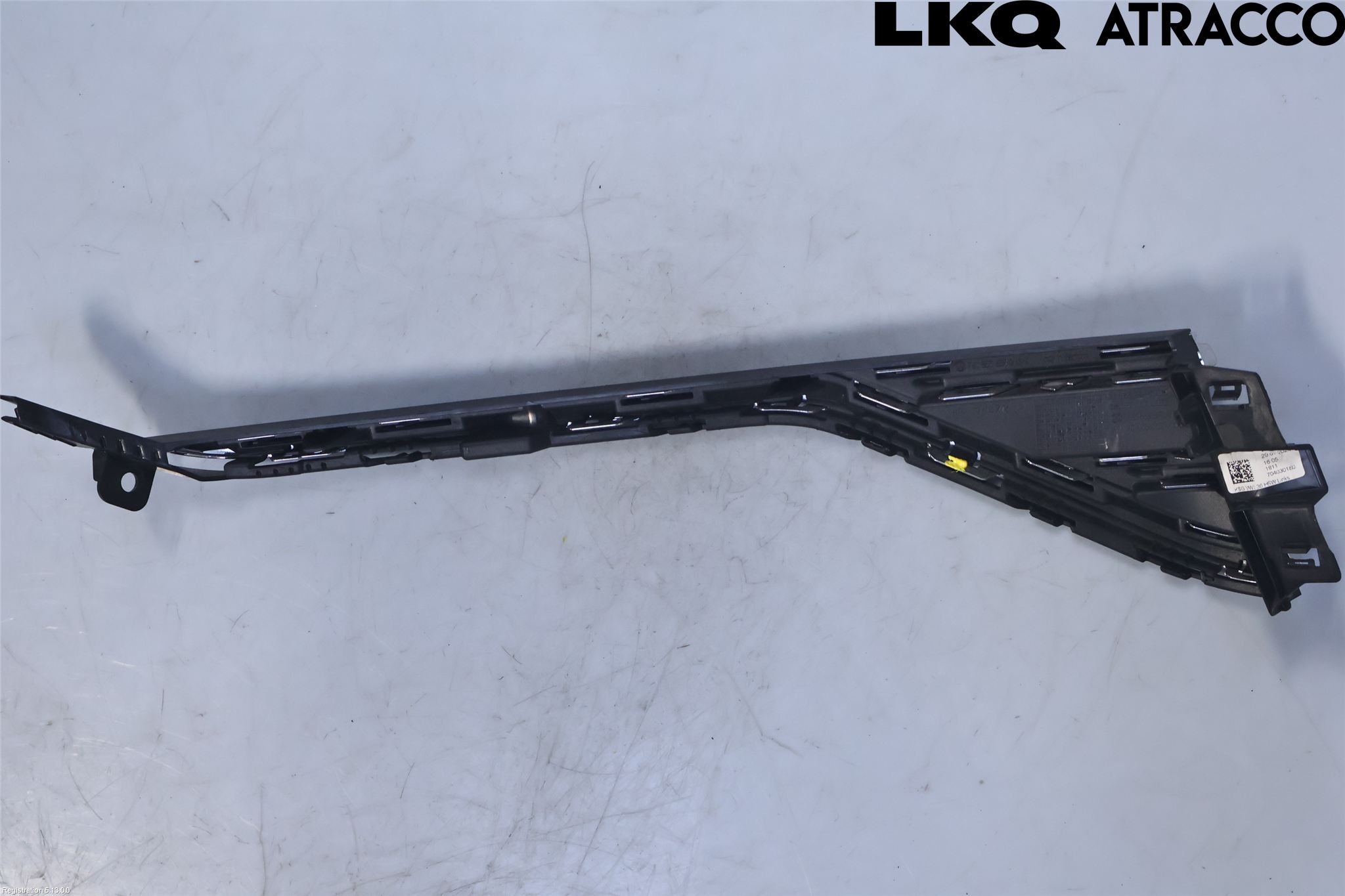 Volkswagen VW TOUAREG CR 18- Grilldel Venstre