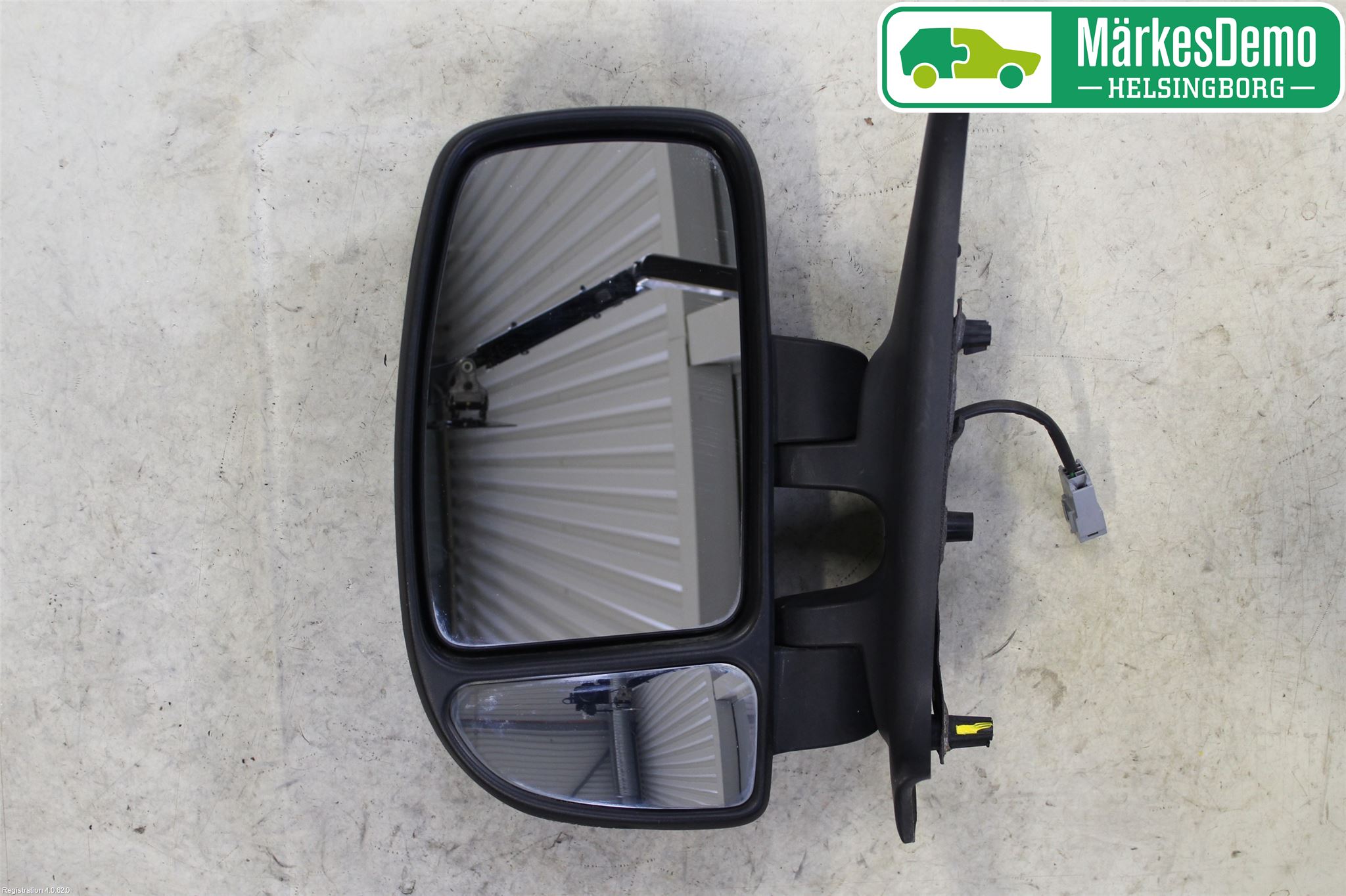Nissan INTERSTAR 02-11 Speil V M-El Justering