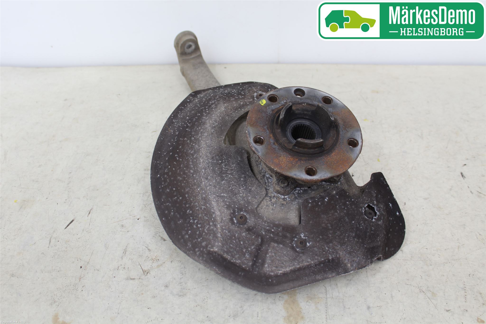 Volkswagen VW TOUAREG 7P 11-18 Spindel Hf