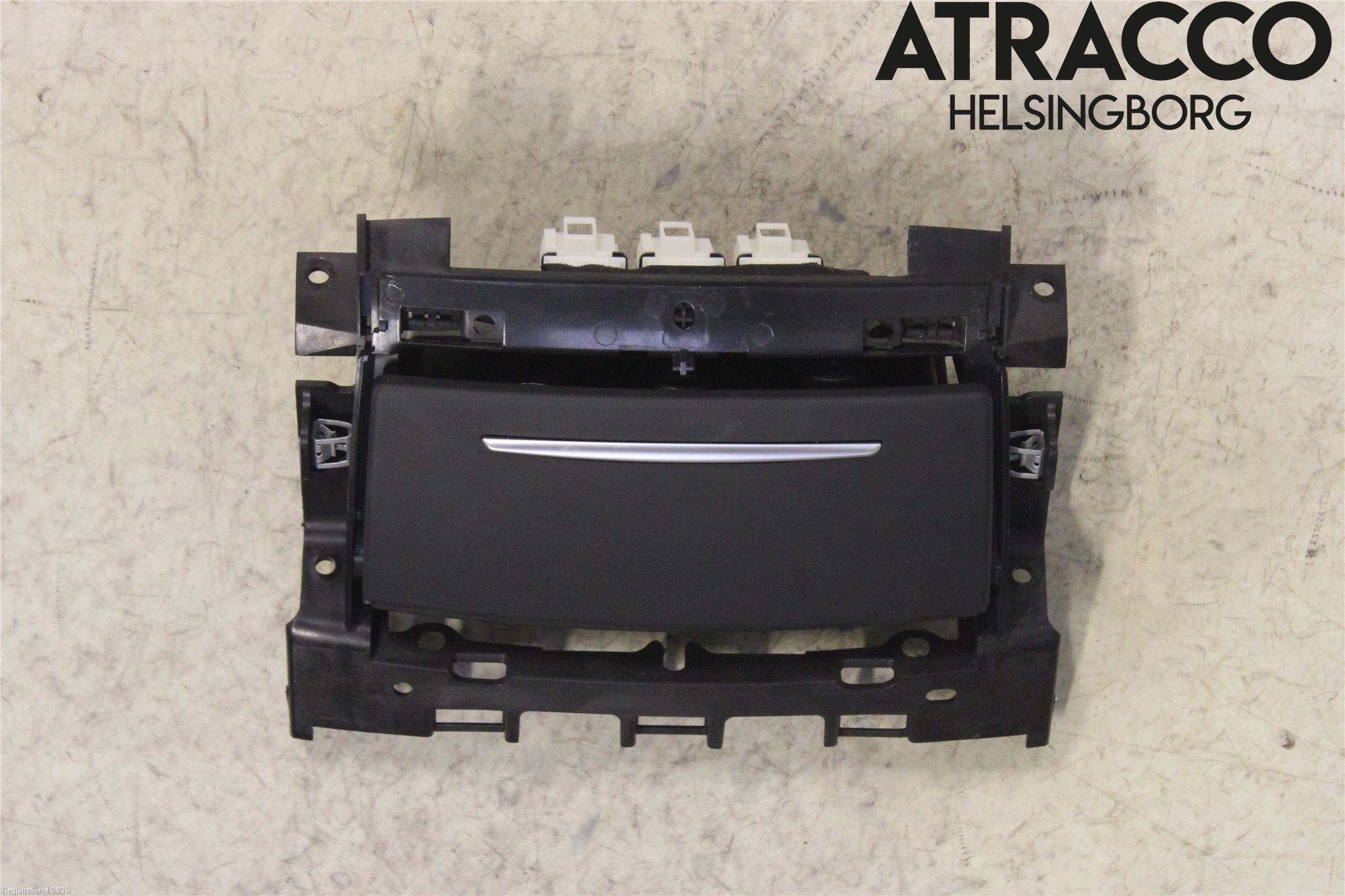 Audi A8/S8 4H 10-17 Innr Sigarett Tenner
