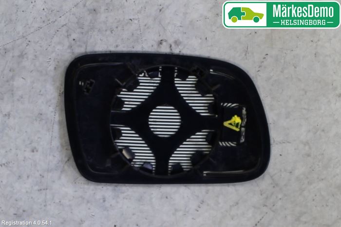 Peugeot 307     05-08 Speil Glass V