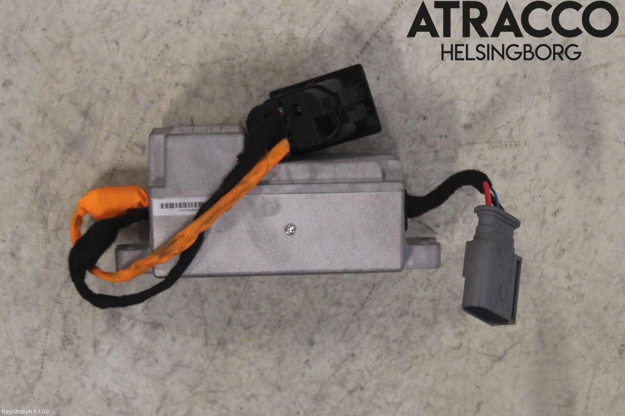 Peugeot 308 14-21 Inverter 12-)220V