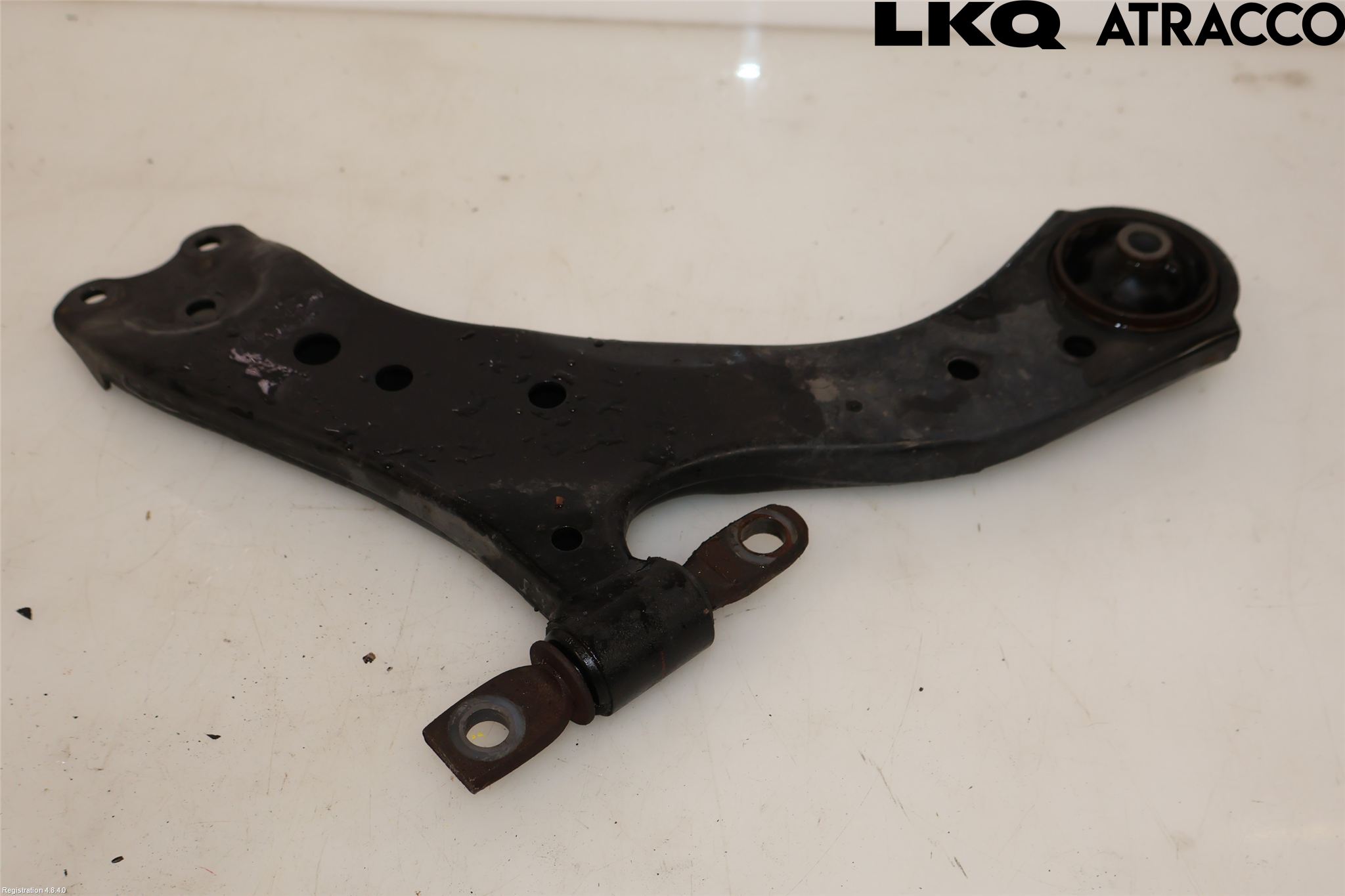 Toyota CAMRY 19-24 Bærearm Foran Høyre Nedre