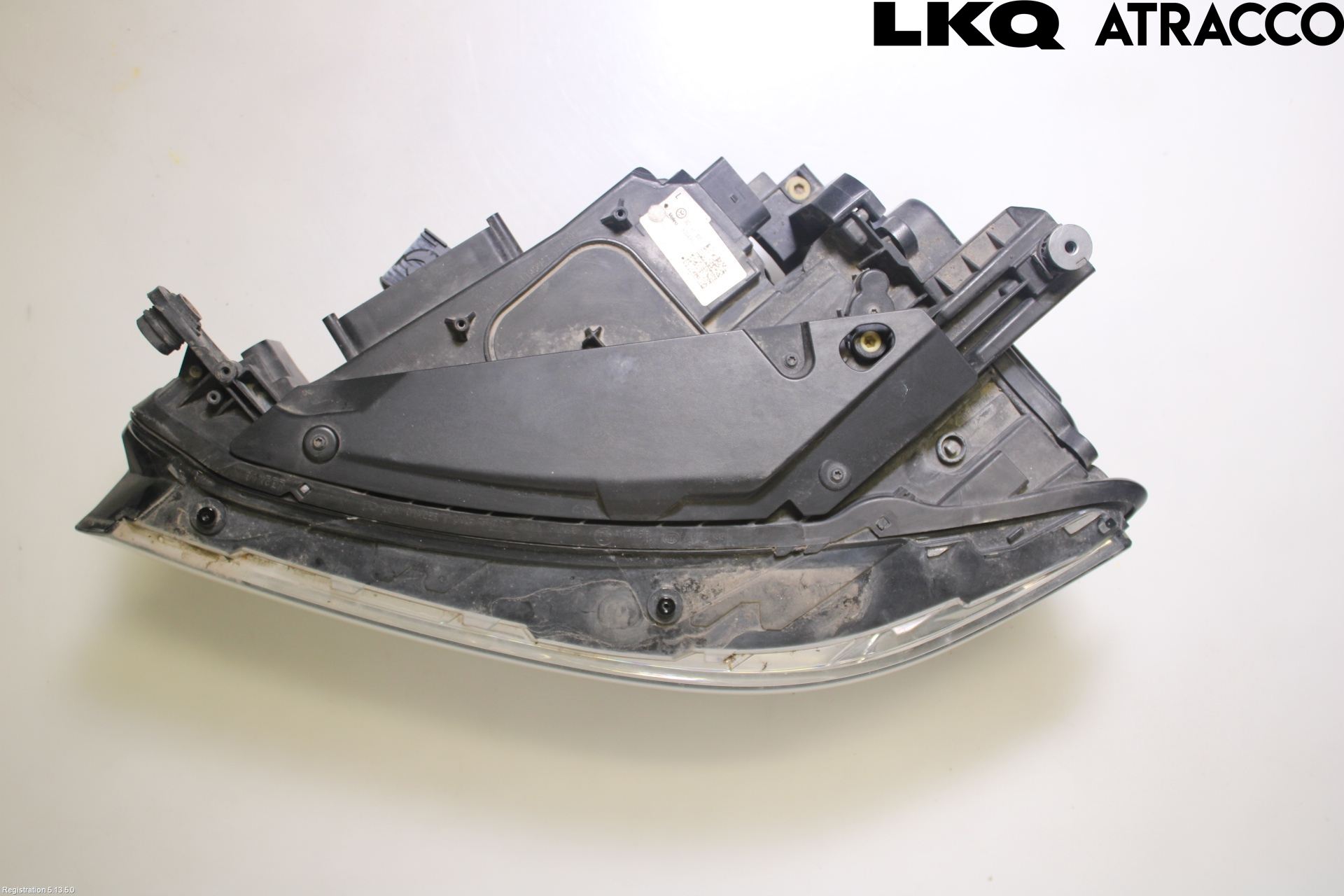 Volkswagen VW PASSAT 15-19 Frontlykt Venstre