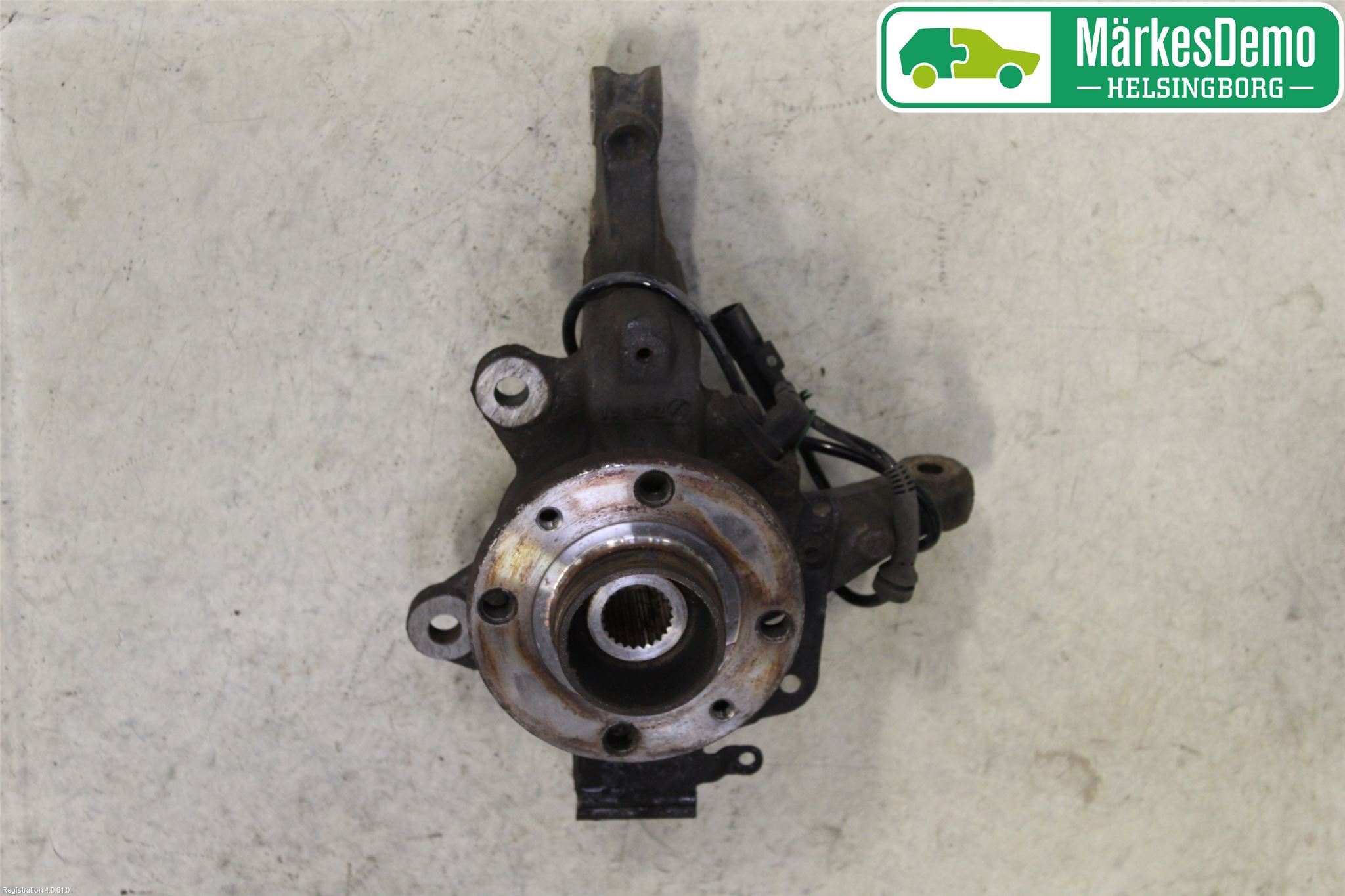 Renault CLIO IV 12-16 Spindel Vf