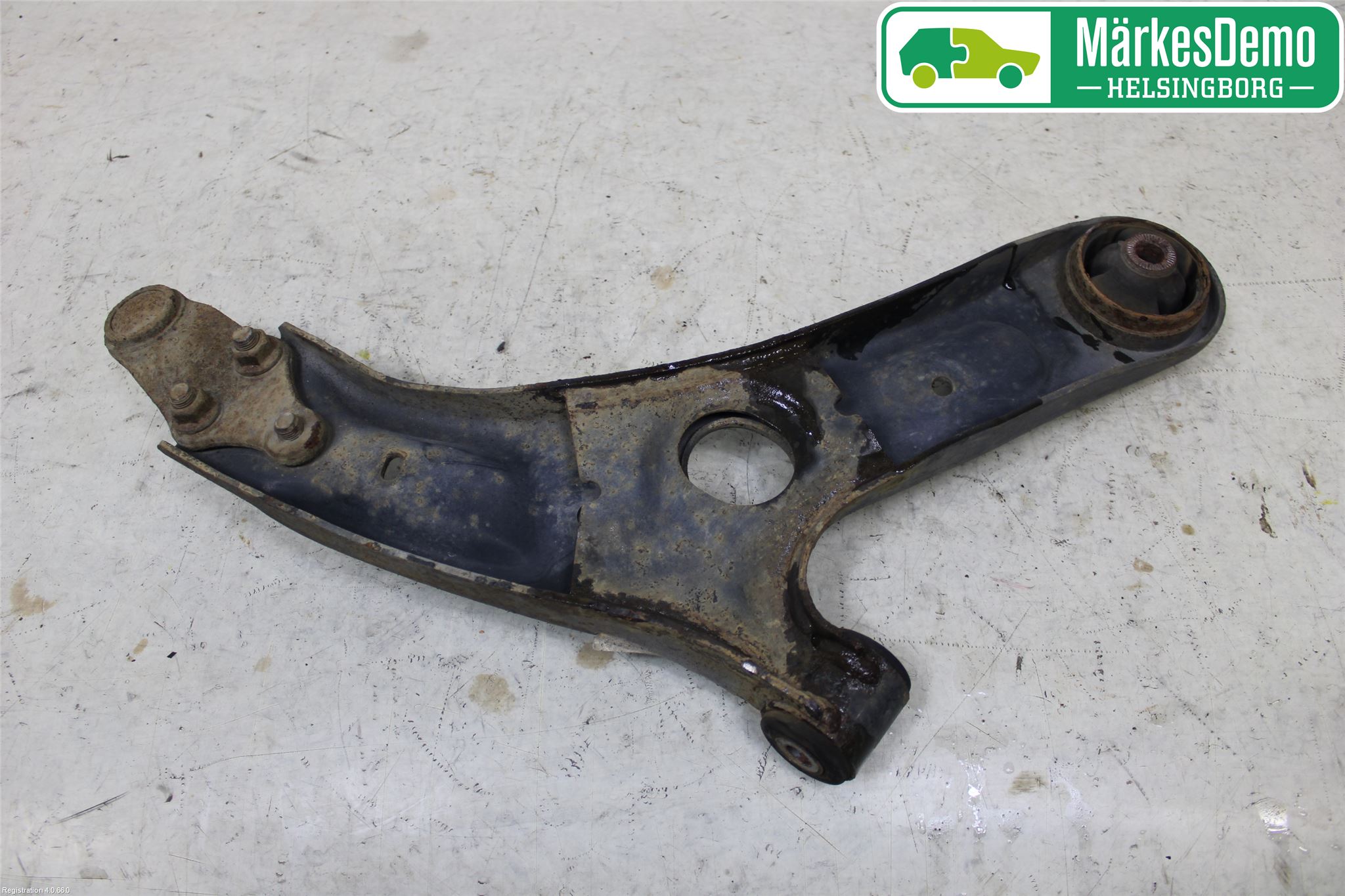 Hyundai i30 GD 13-17 Bærearm Foran Venstre Nedre