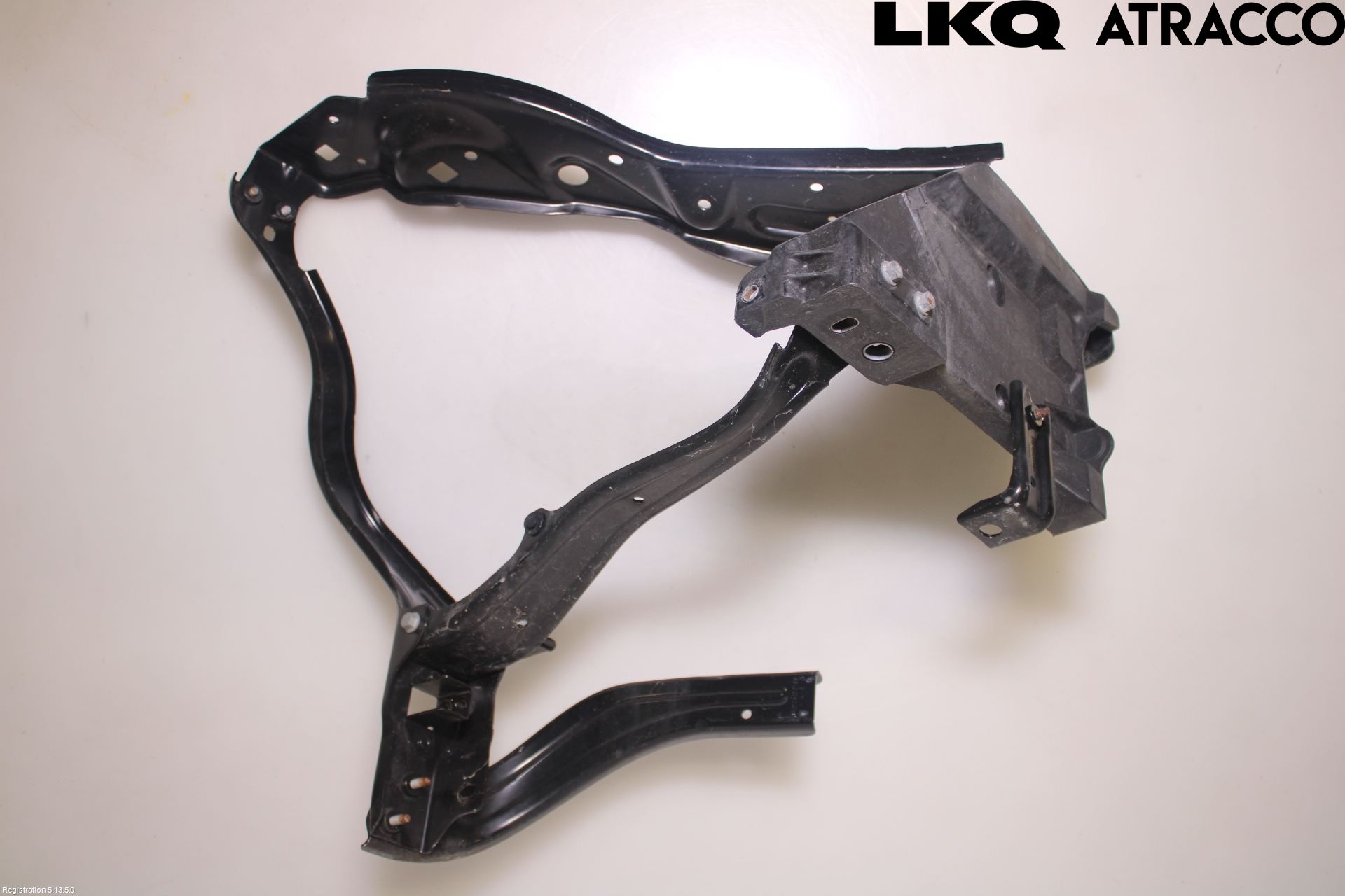 Mercedes-Benz MB E-KLASS (W212) 09-16 Frontlykt Holder-Feste