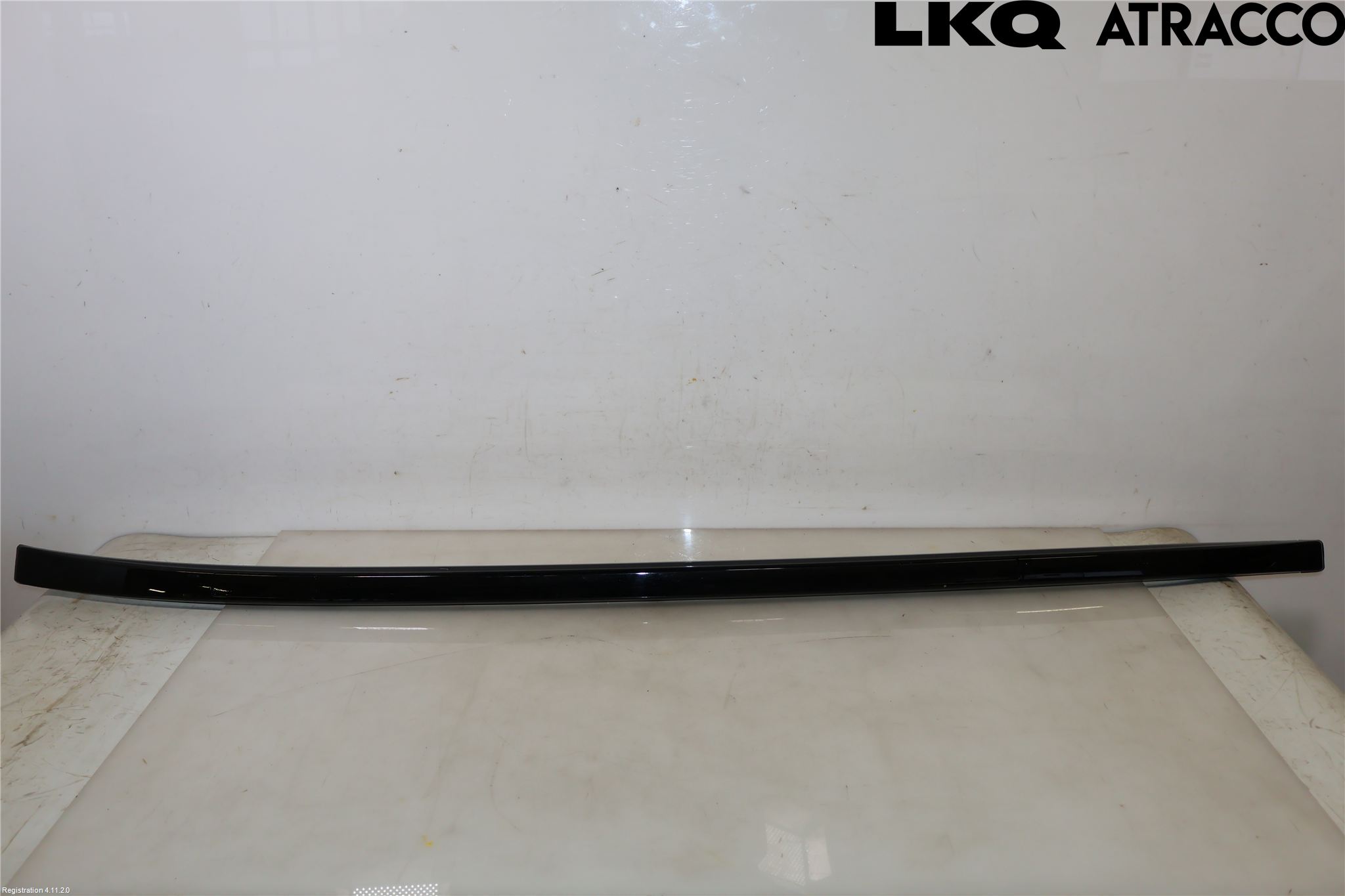 Toyota RAV4 19- Takrails - Stativ
