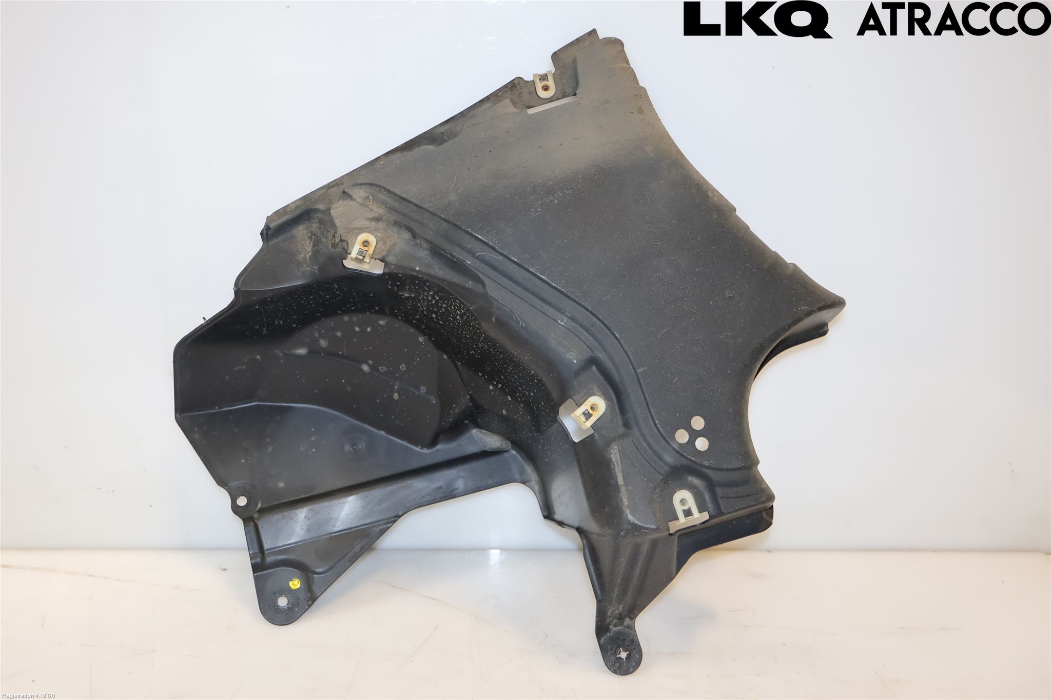 BMW 5 G30/G31/F90 17-23 Bunnplate U Motor-Gear-Dørk
