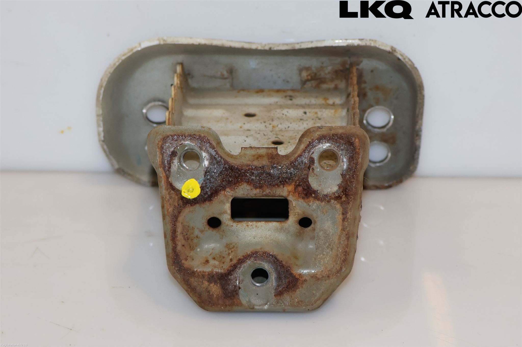 Toyota YARIS XP130 12-14 Støtfanger Foran Feste