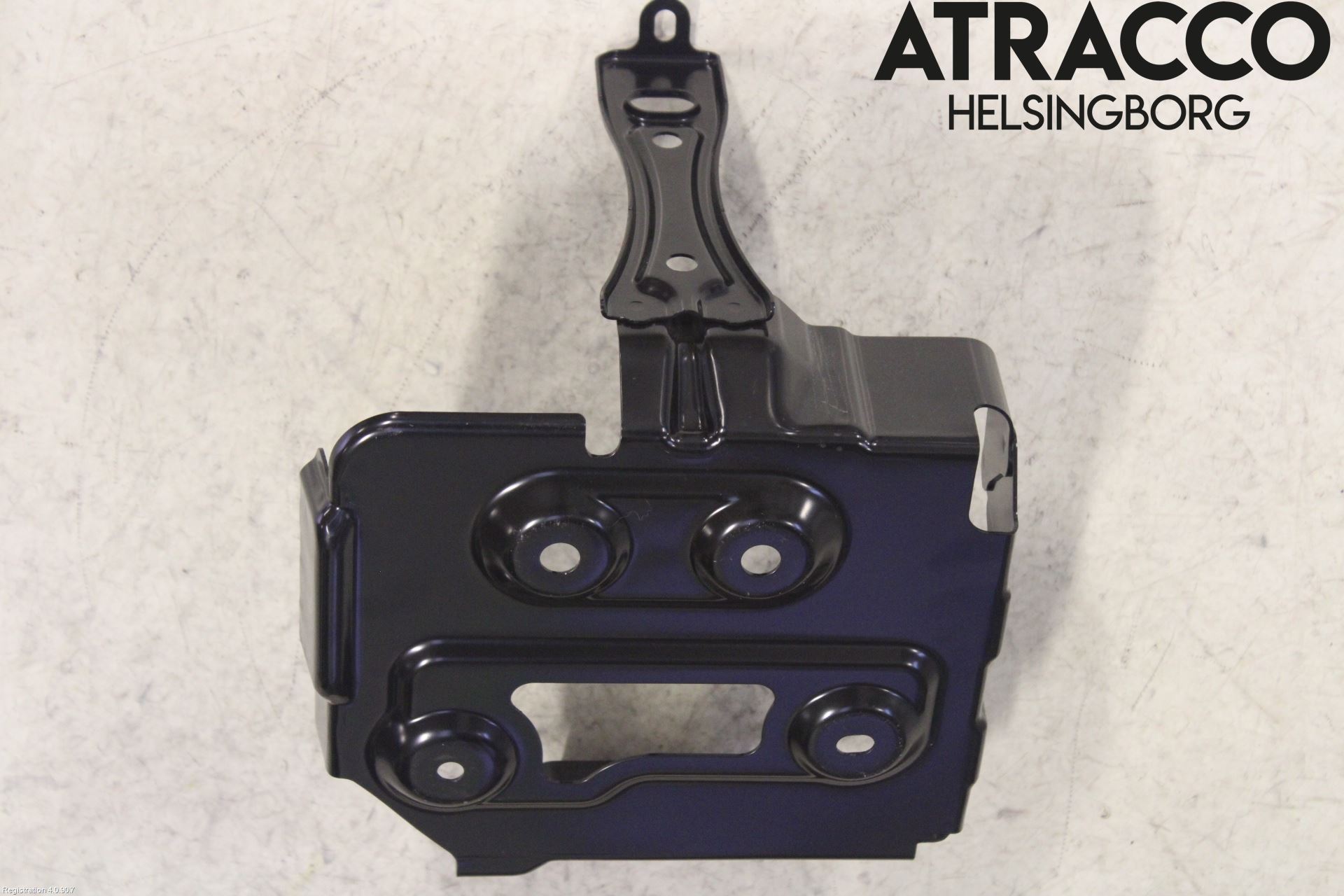 Toyota COROLLA CROSS XG10 22- Batterikasse - Feste - Holder