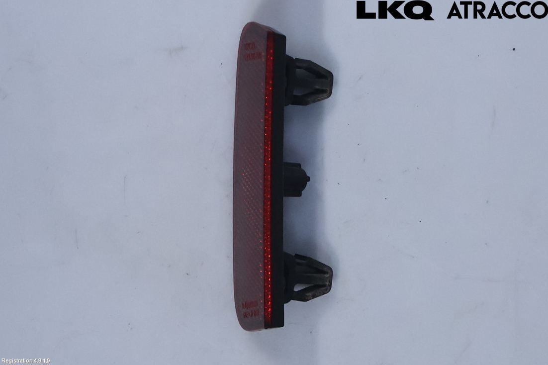 Toyota YARIS XP130 15-20 Refleks Bak