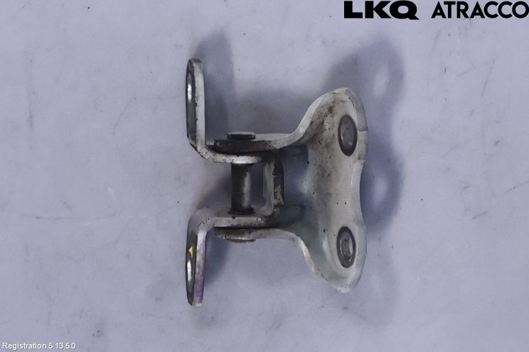 Lexus IS 250/350 14-20 Dørhengsel