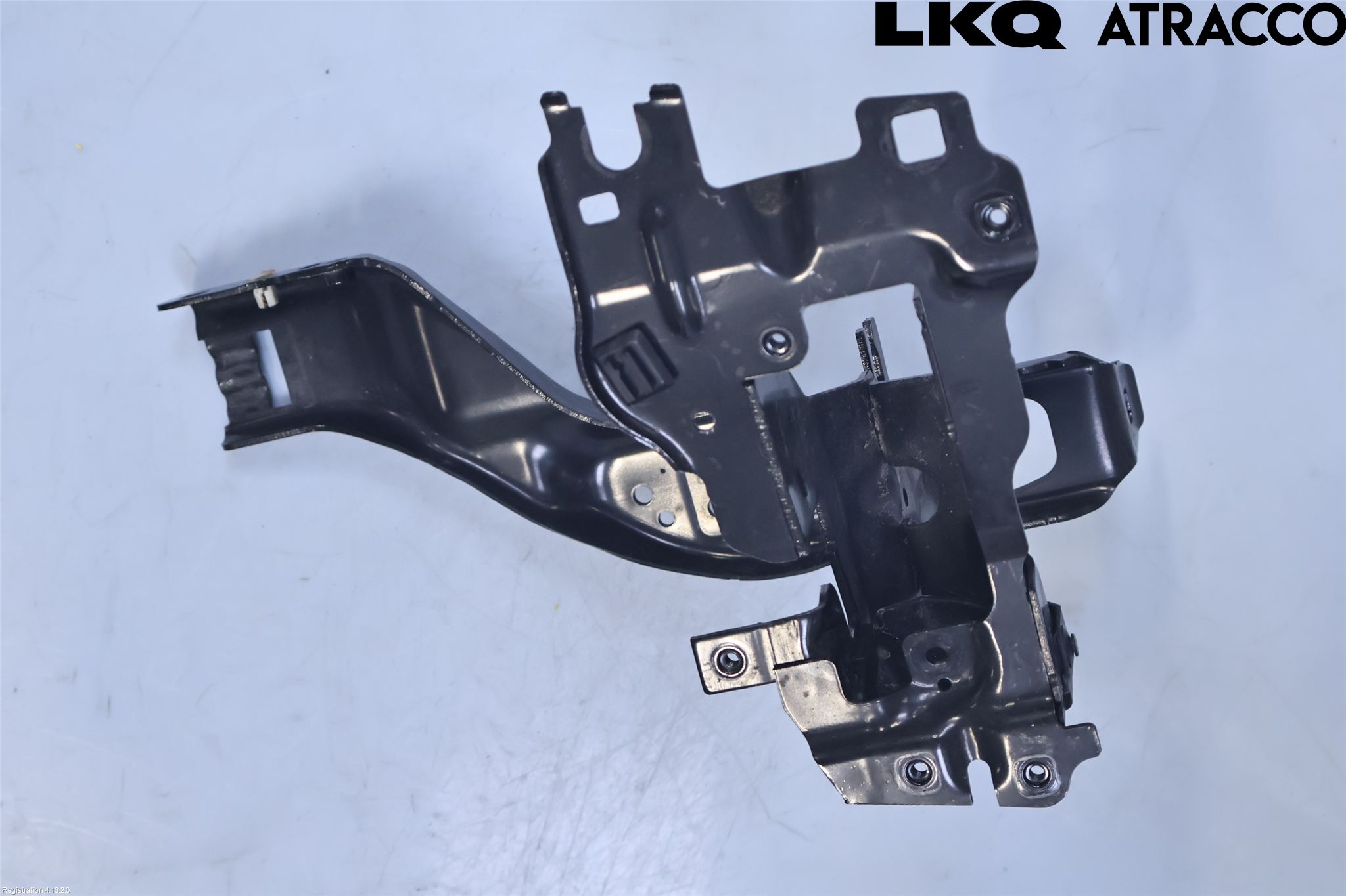BMW 5 G30/G31/F90 17-23 Frontlykt Holder-Feste