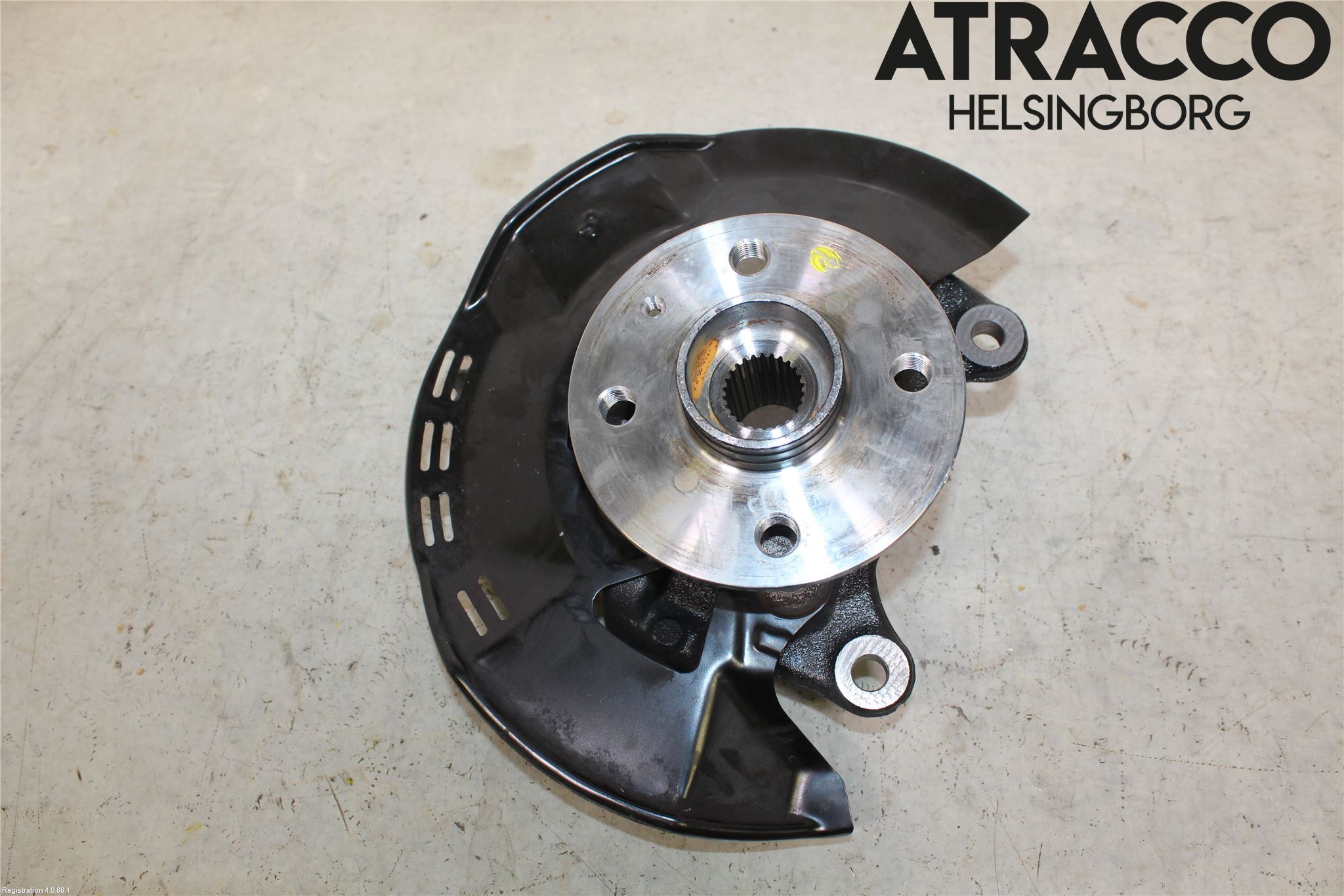Toyota AYGO X AB70 22- Spindel Hf