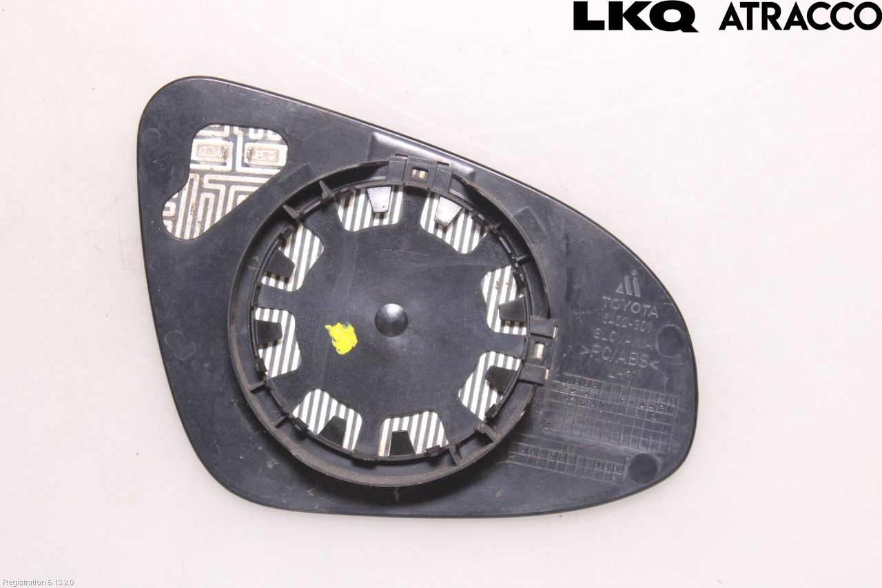 Toyota YARIS XP130 15-20 Speil Glass V