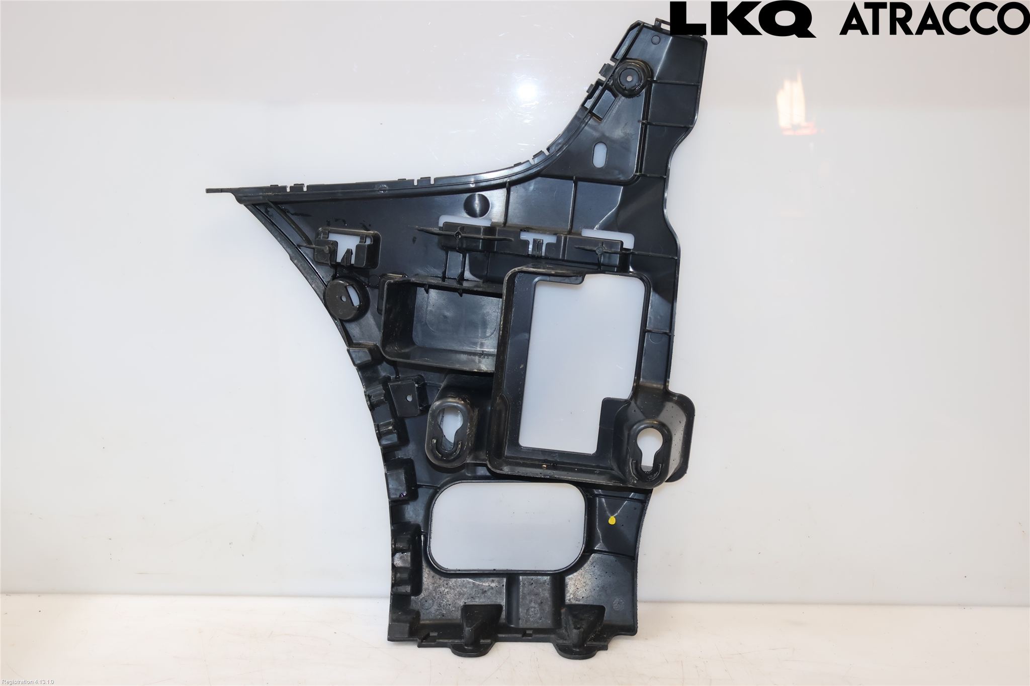BMW 2 F45 Active Tourer 14-21 Støtfangerfeste Bak Høyre