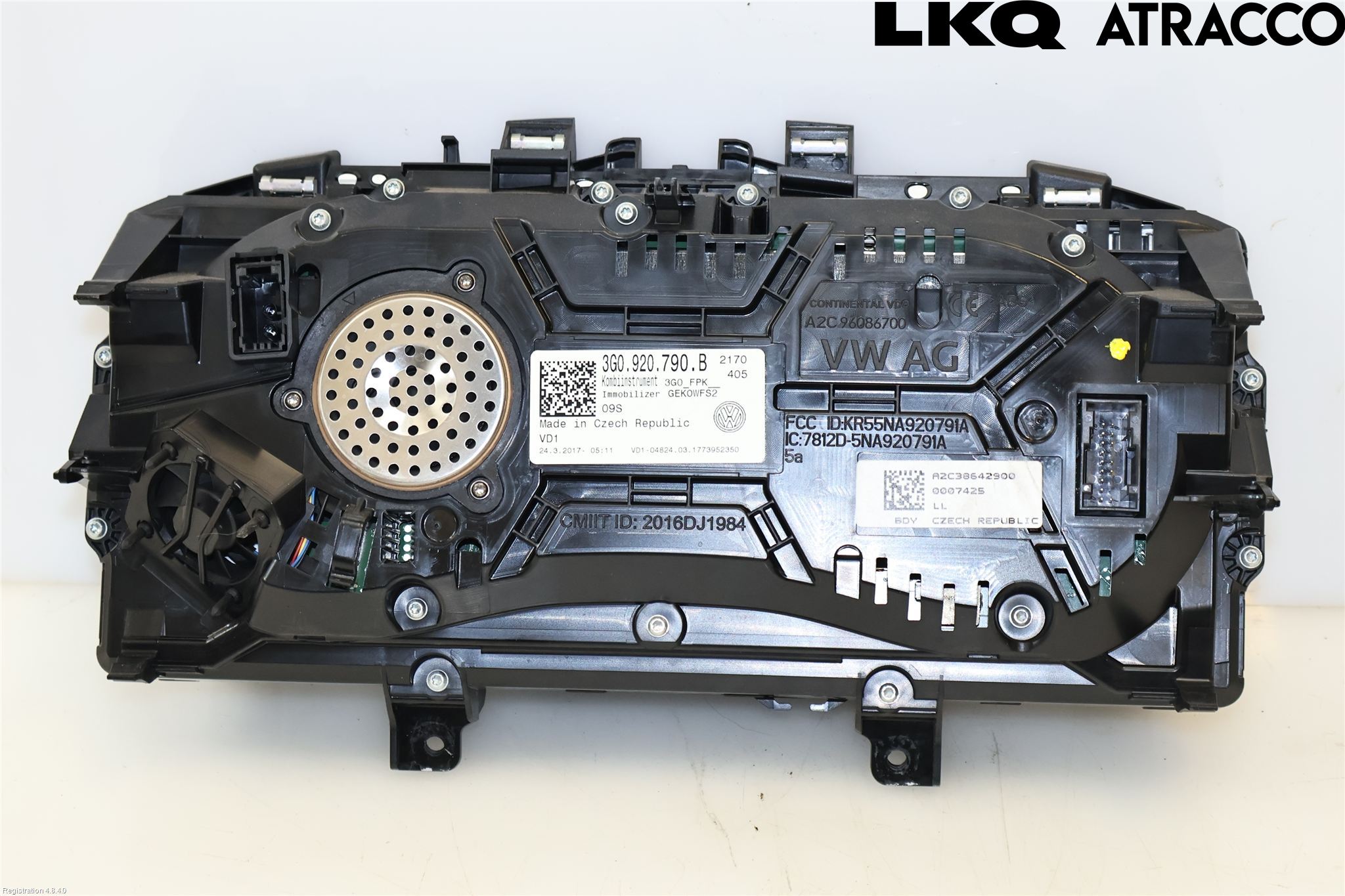 Volkswagen VW PASSAT 15-19 Instr Kombinert