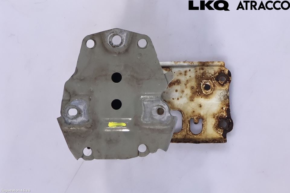 Toyota AURIS 13-19 Støtfanger Bak Feste