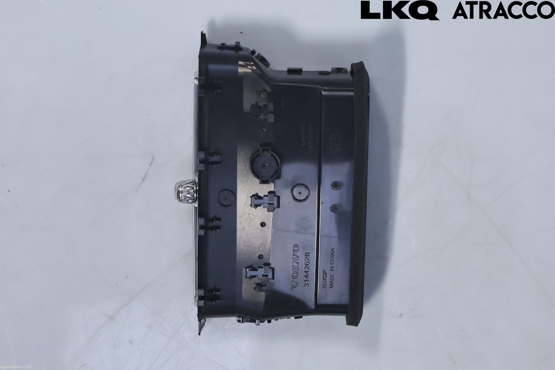 Volvo XC40/RECHARGE 18- Dashbord Kanal - Dyse