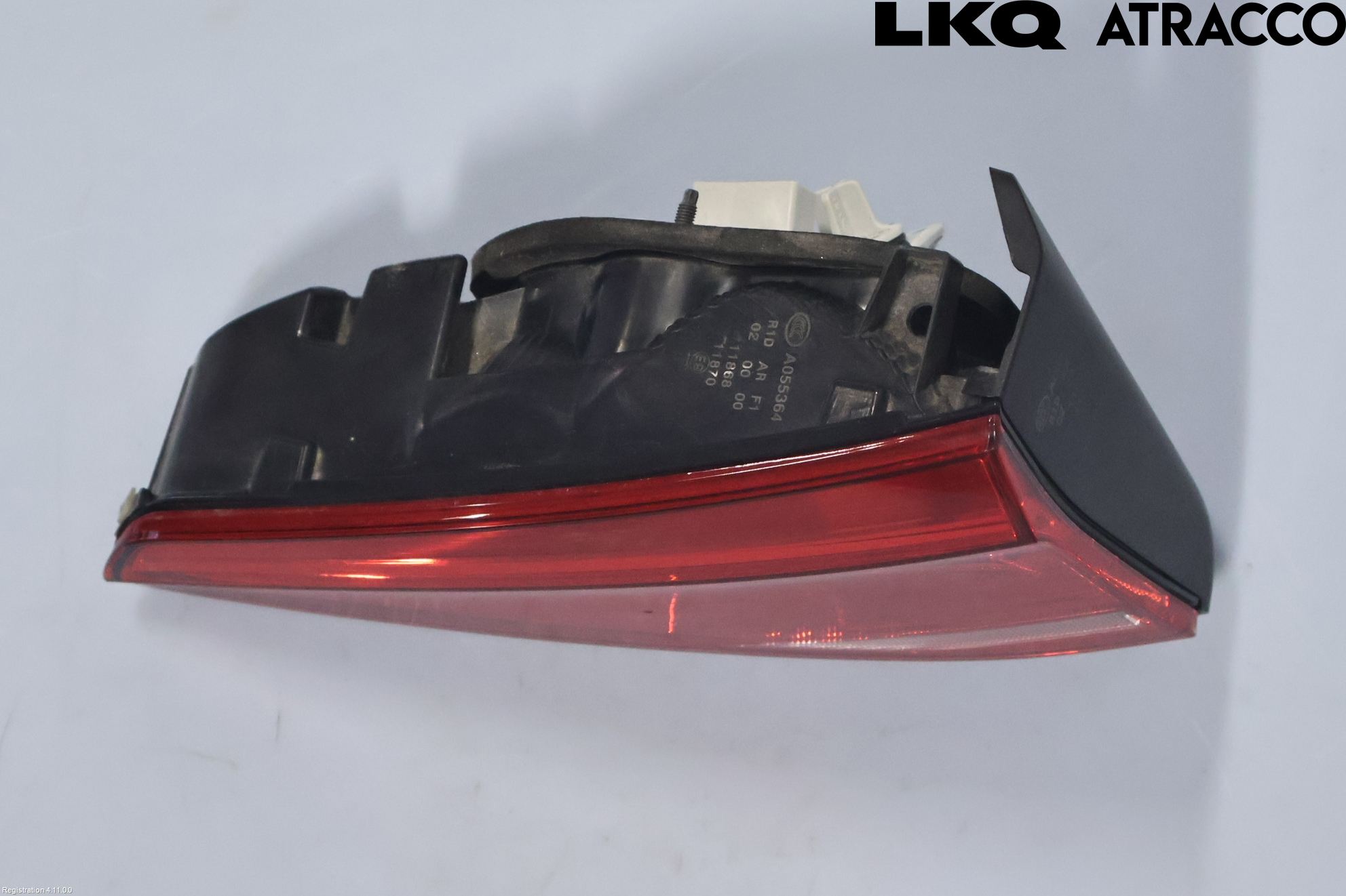 Volkswagen VW TOURAN 16- Baklykt Høyre  På Luke(Indre)