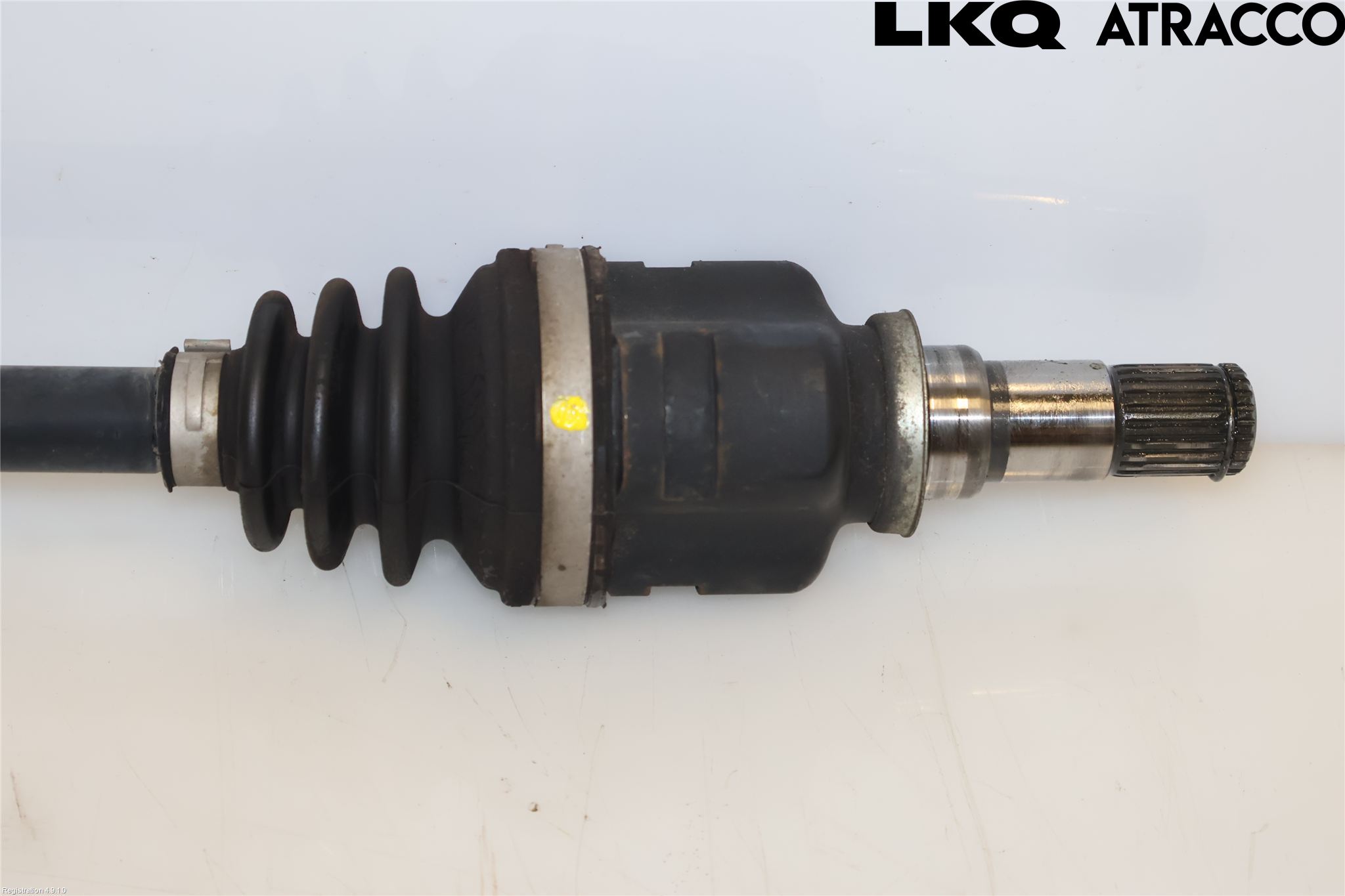 Toyota YARIS XP130 12-14 Drivaksel Foran Kompl Høyre