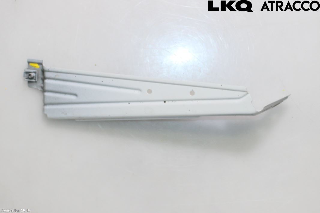 BMW X3 F25 10-17 Frontskjermfeste Venstre