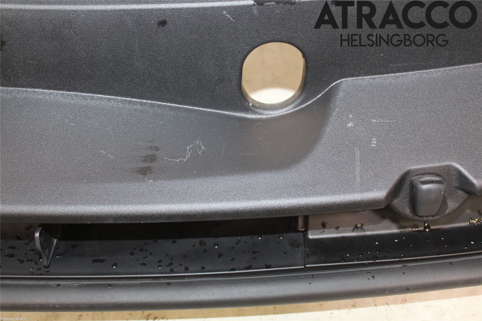 Toyota AYGO X AB70 22- Visker Deksel-Grill-Under Frr