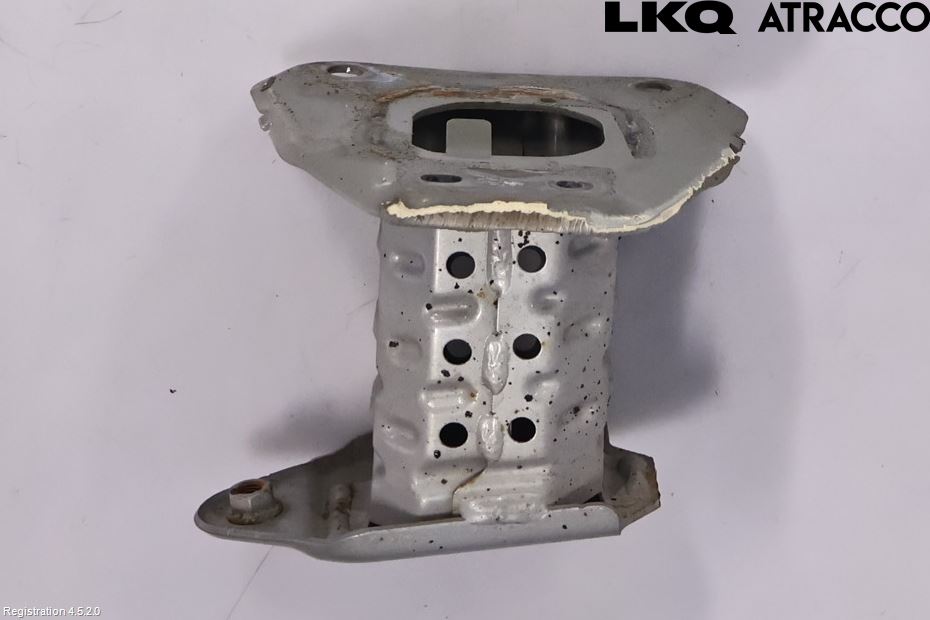 Toyota COROLLA 19- Støtfanger Bak Feste