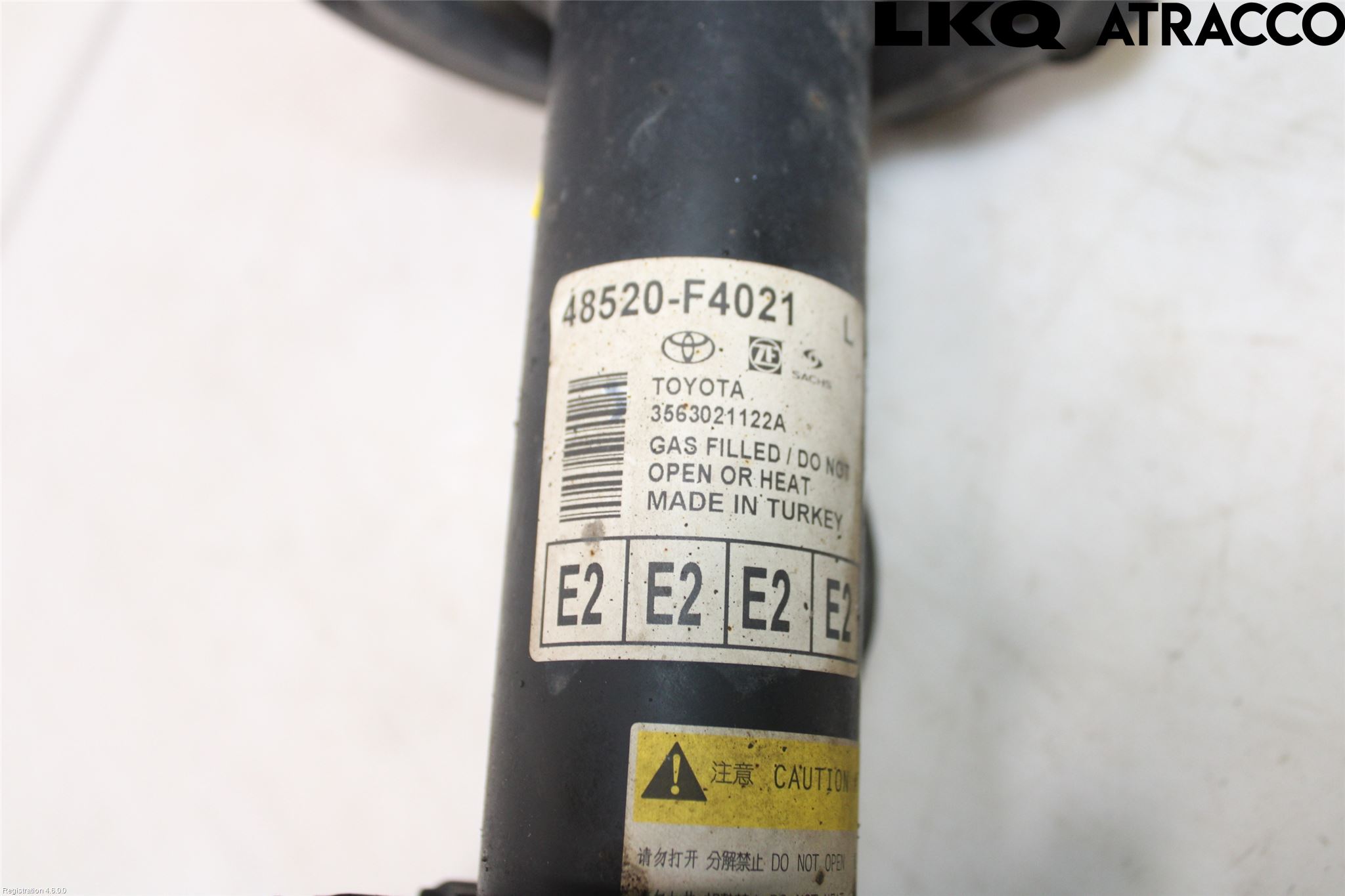 Toyota C-HR 16-23 Fjærbein Foran Venstre
