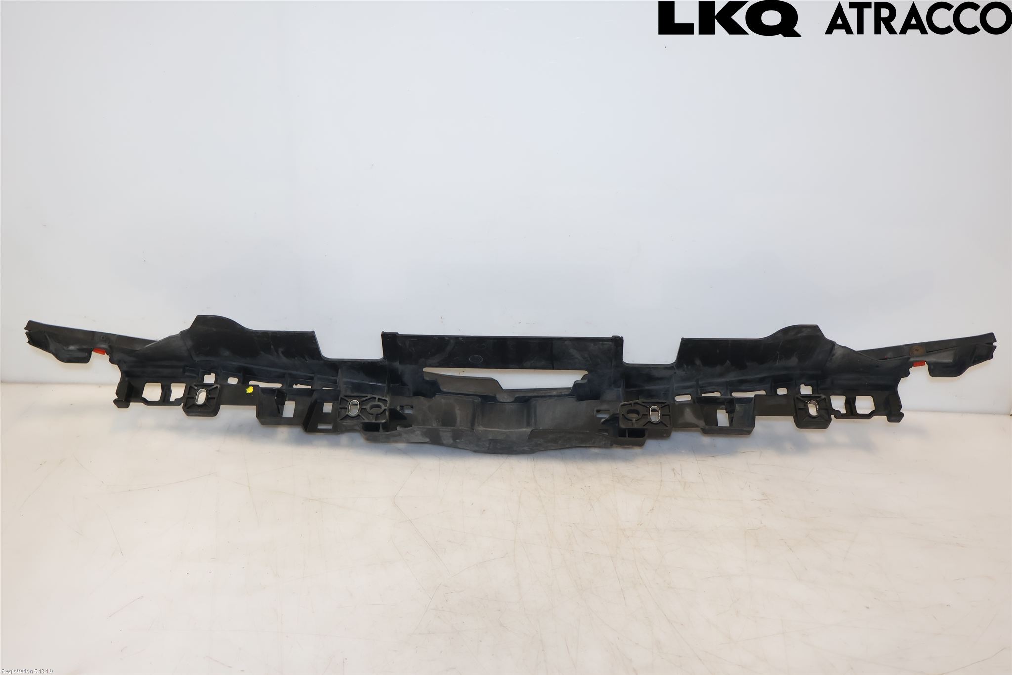 Opel INSIGNIA 09-16 Støtfanger Foran Midt Del
