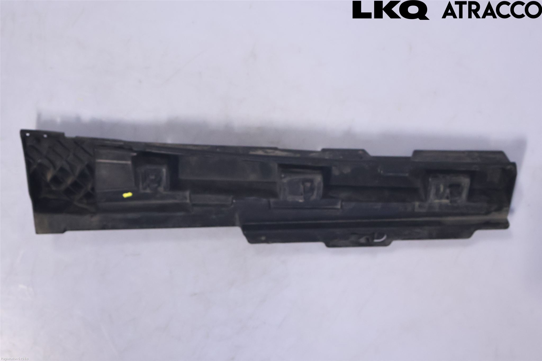 BMW 3 F30/F31/F80 12-19 Kanalskjørt Venstre